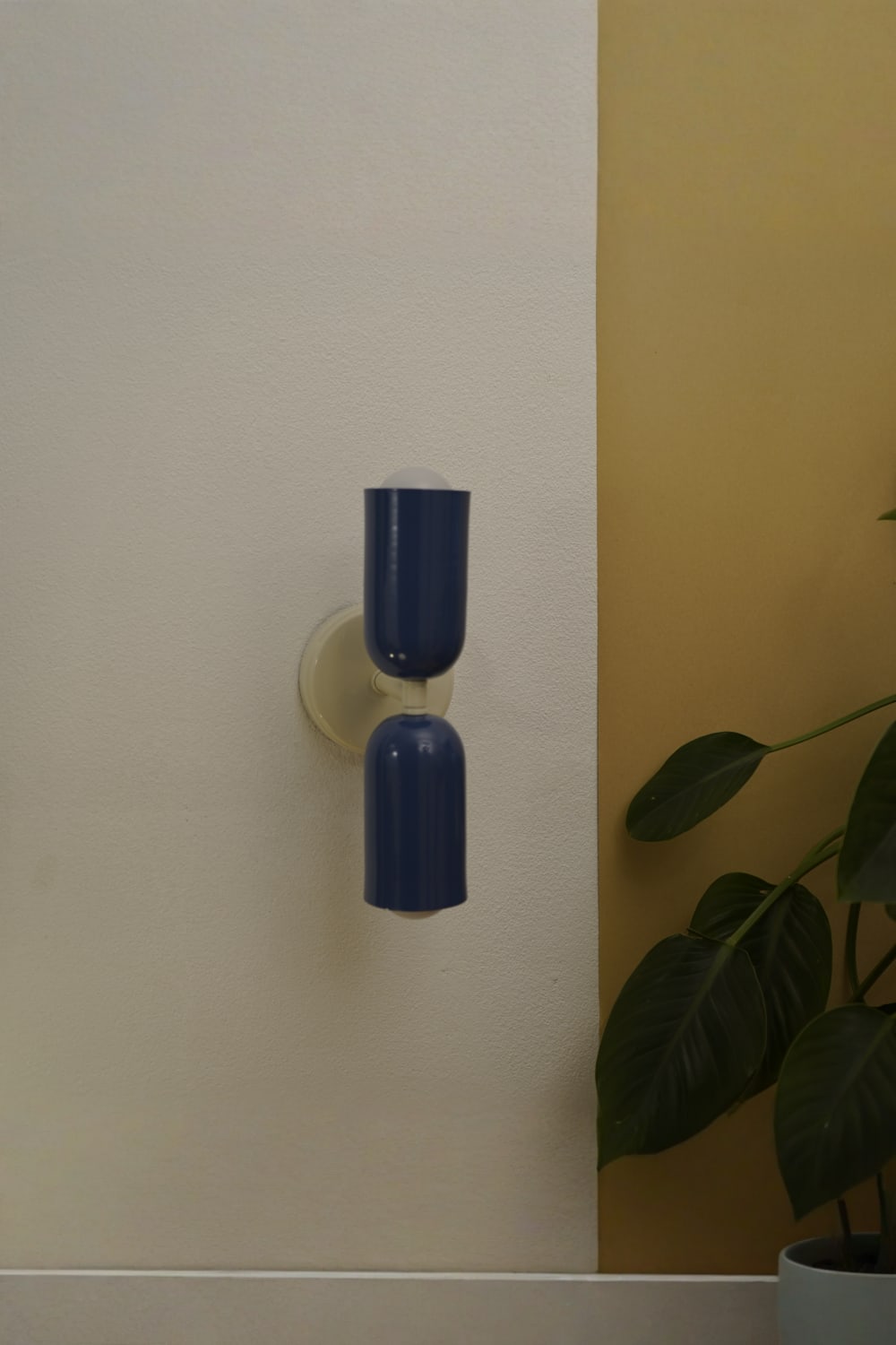 5lamp Design-Capsule Dekoratif Duvar Aydınlatması-Aplik-1-Milagron.com