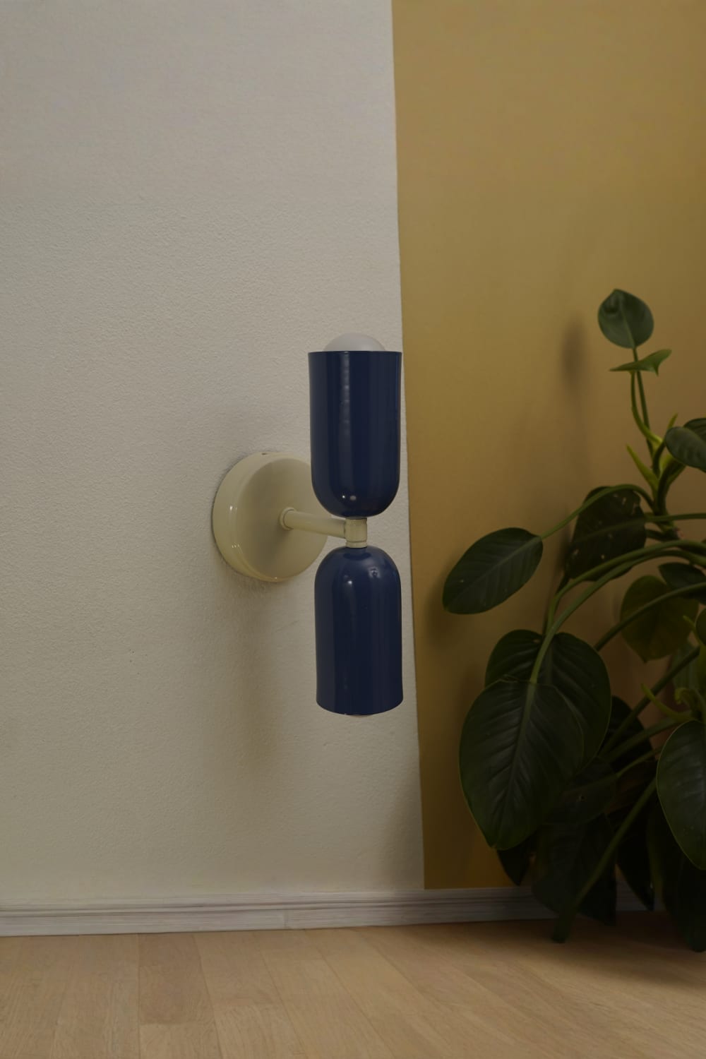 5lamp Design-Capsule Dekoratif Duvar Aydınlatması-Aplik-2-Milagron.com