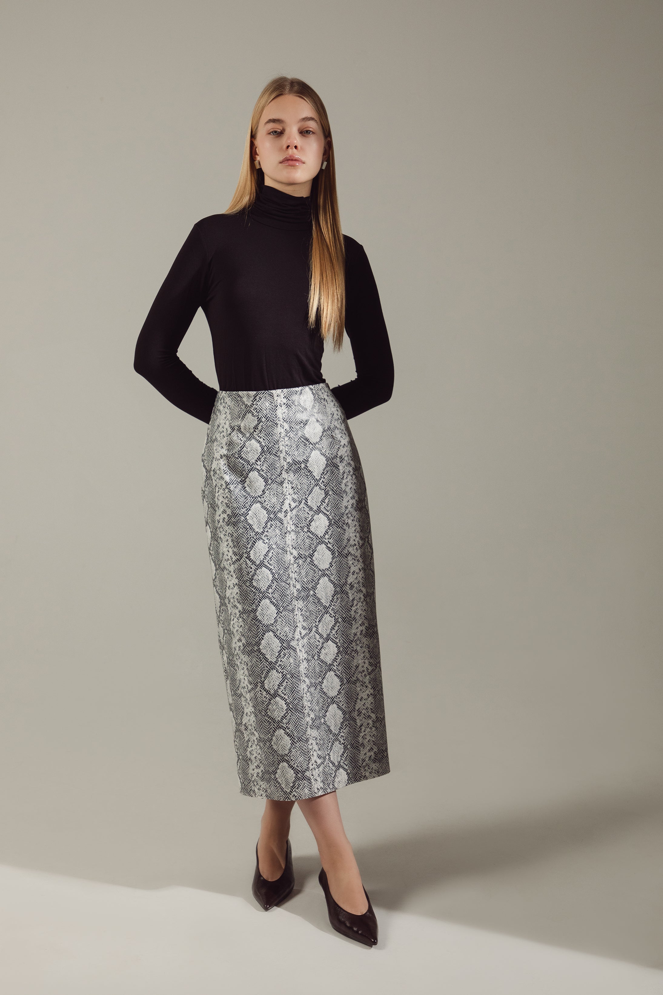 Python-Textured Eco-Leather Structured Skirt