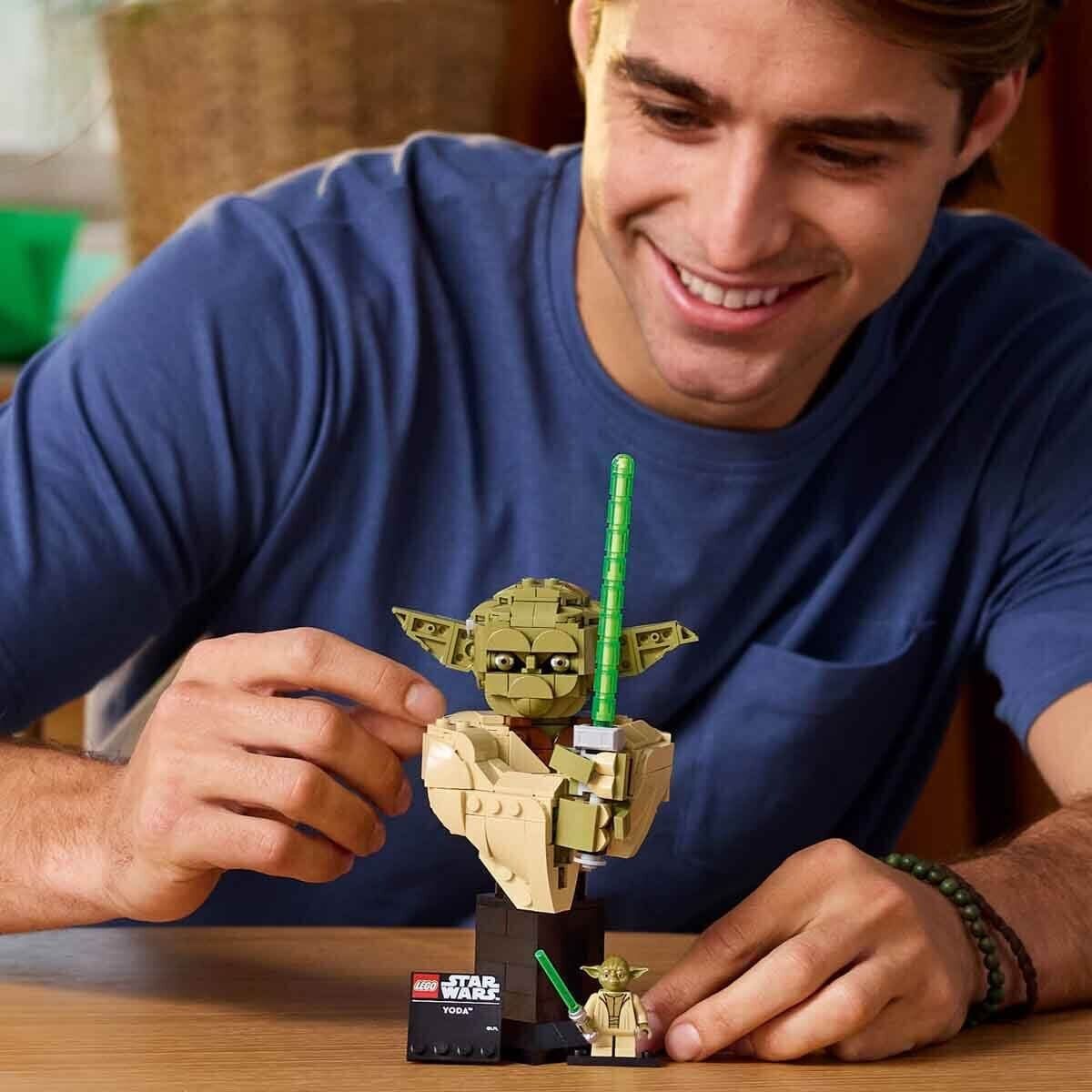 75438 Lego Star Wars - Yoda Büstü 399 Parça +18 Yaş