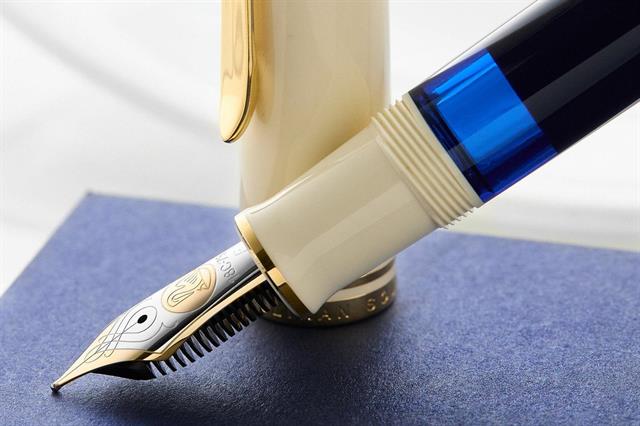 Pelikan Souverän Special Edition M800 Dolma Kalem Cream Blue M
