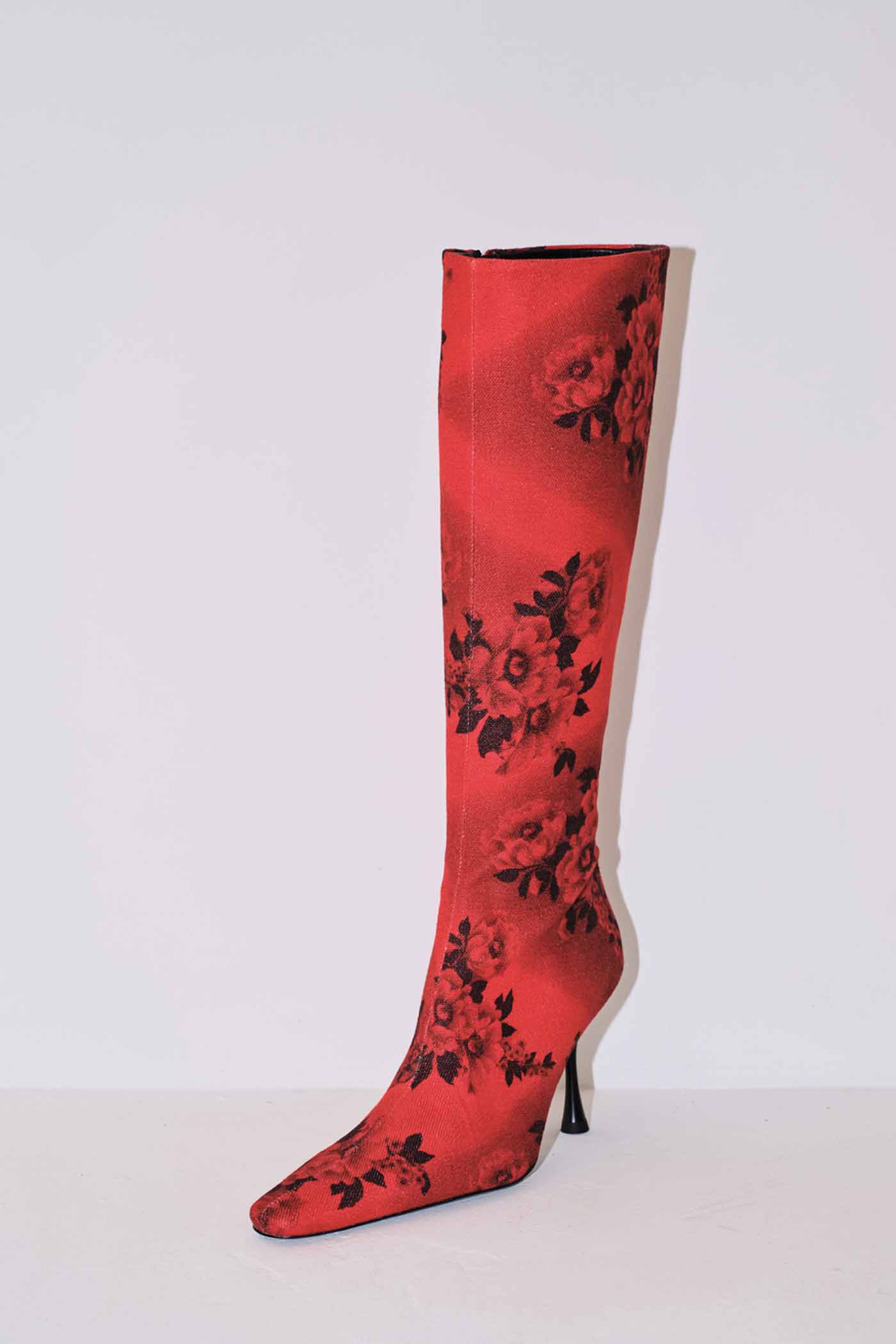 A Piece of Work-Relic Boots In Red-Çizme-1-Milagron.com