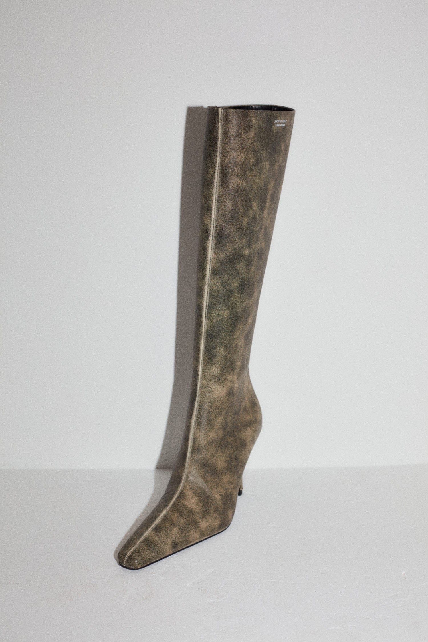 A Piece of Work-Scratch Leather Heel Boots-Bot-2-Milagron.com