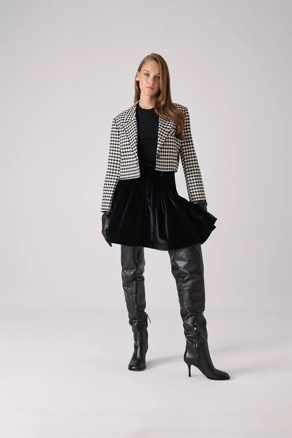 A Simple Way Co-Isabel Siyah Kadife-Etek-1-Milagron.com