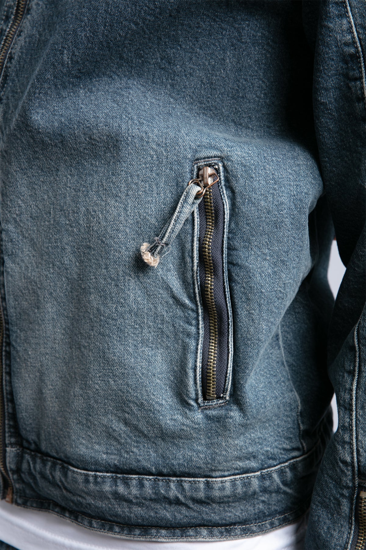Catch-Nakış Detaylı Biker Form Denim Ceket-Ceket-3-Milagron.com