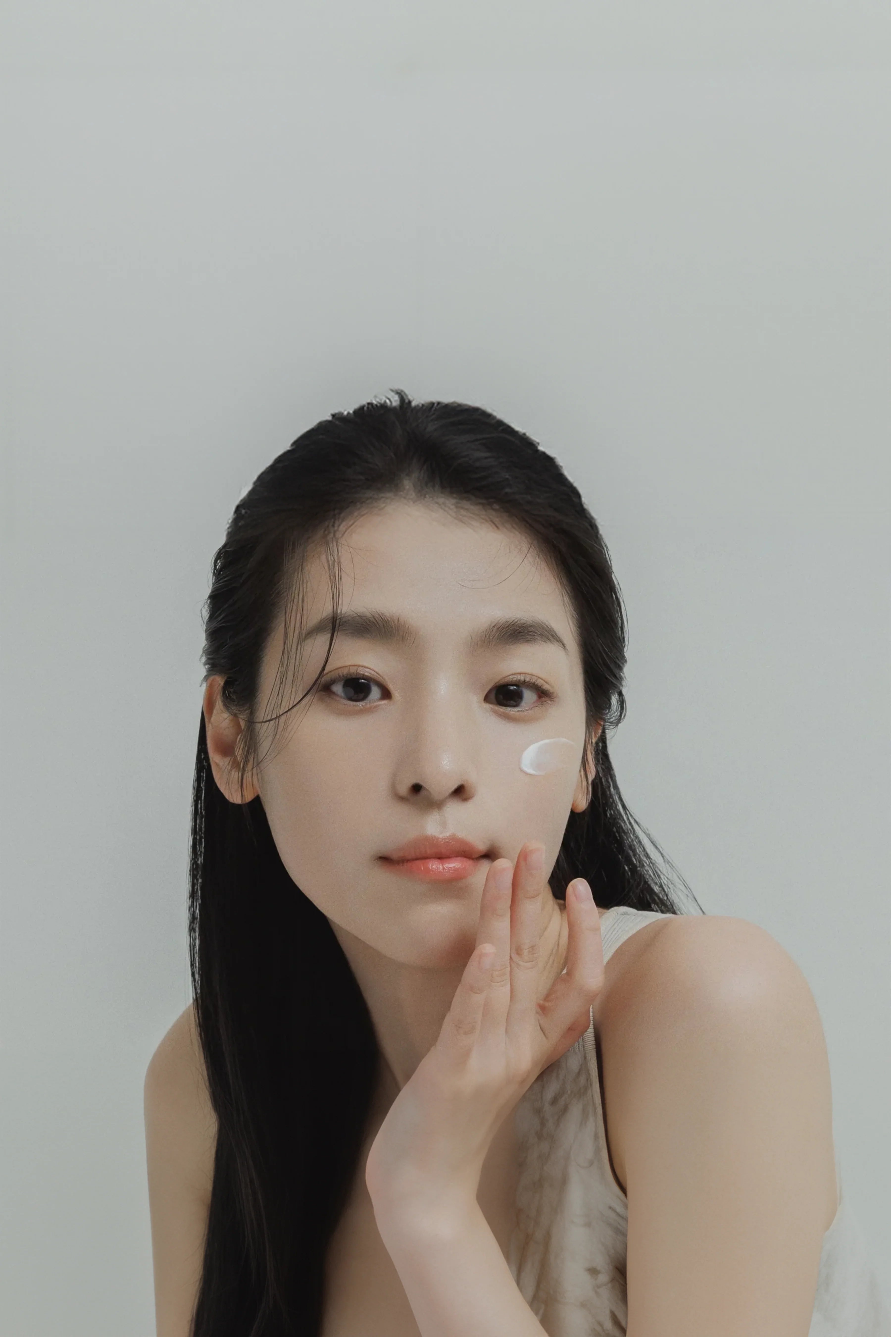 Abib-Abib Sedum Hyaluron Sunscreen Protection Tube Spf50+ Pa++++ 50ml 10 Hyalüronik Asit Günlük Güneş Kremi-Güneş Koruyucu-5-Milagron.com