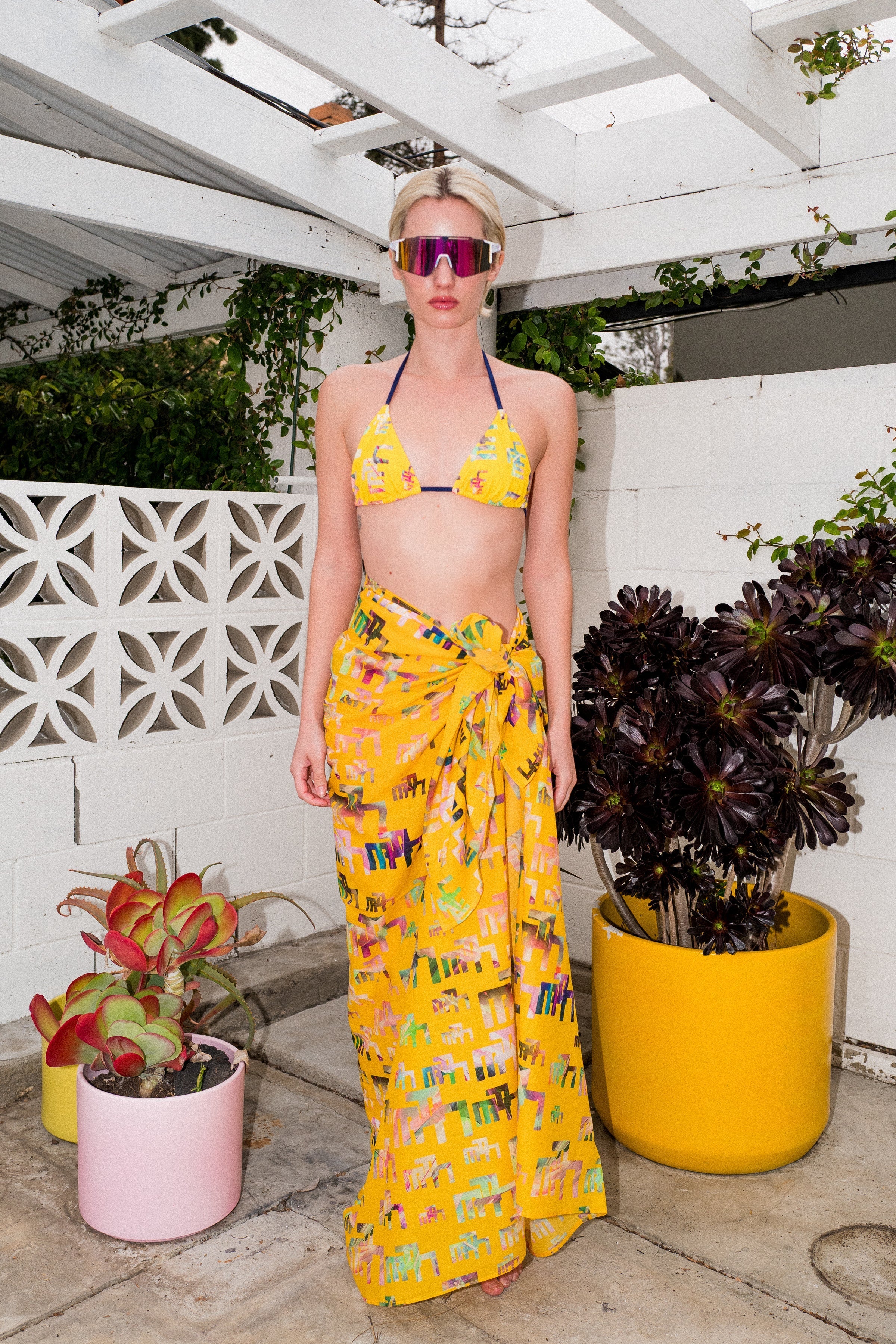 Ace Nayman-Lucas Yellow Cover Up-2-Milagron.com