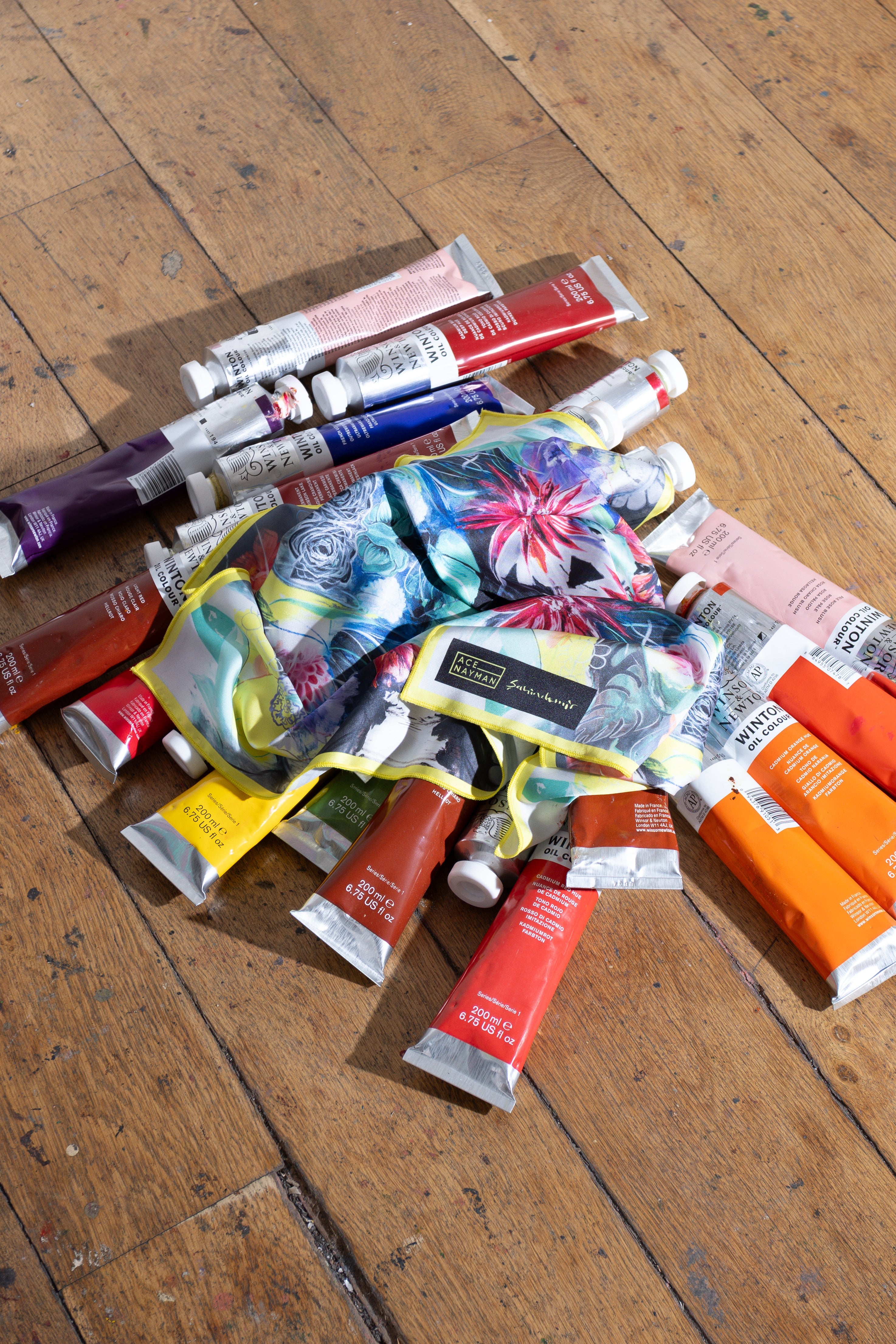 Ace Nayman-Sd Scarf-4-Milagron.com