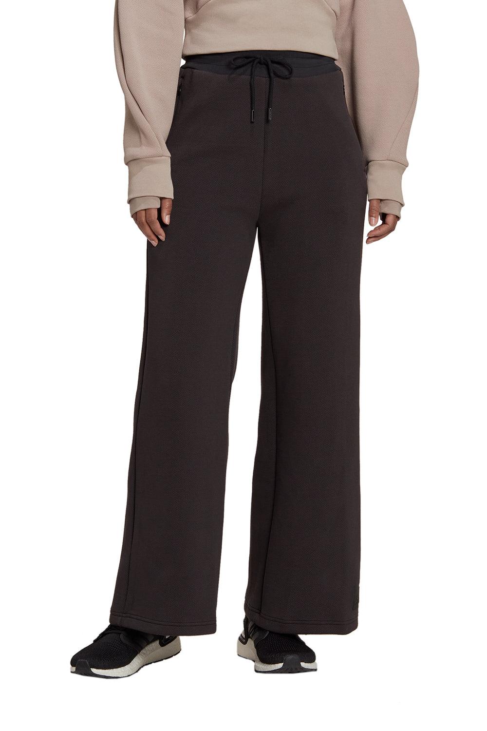 Adidas-Badge of Sport Pants-Eşofman-1-Milagron.com