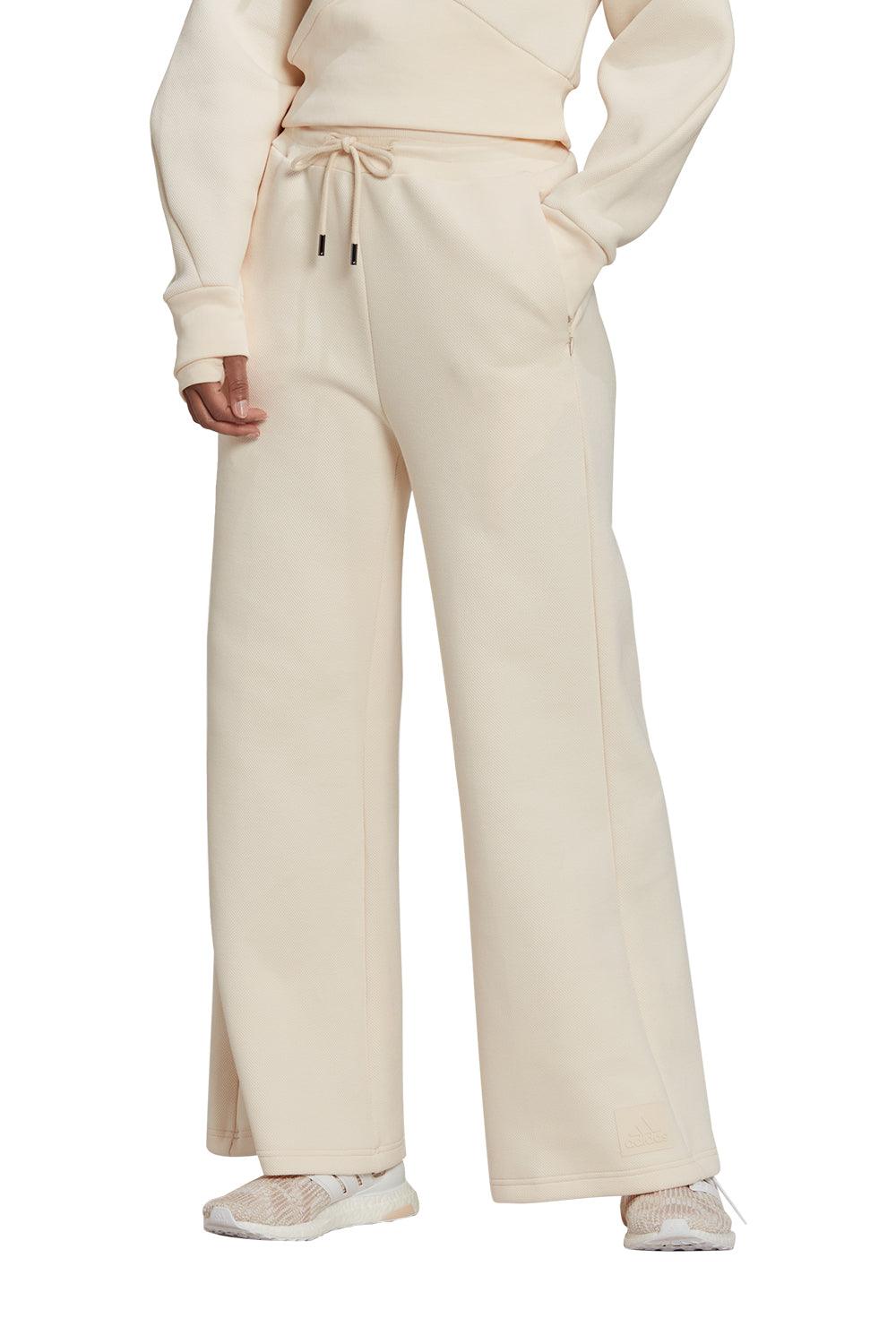 Adidas-Badge of Sport Pants-Eşofman-1-Milagron.com