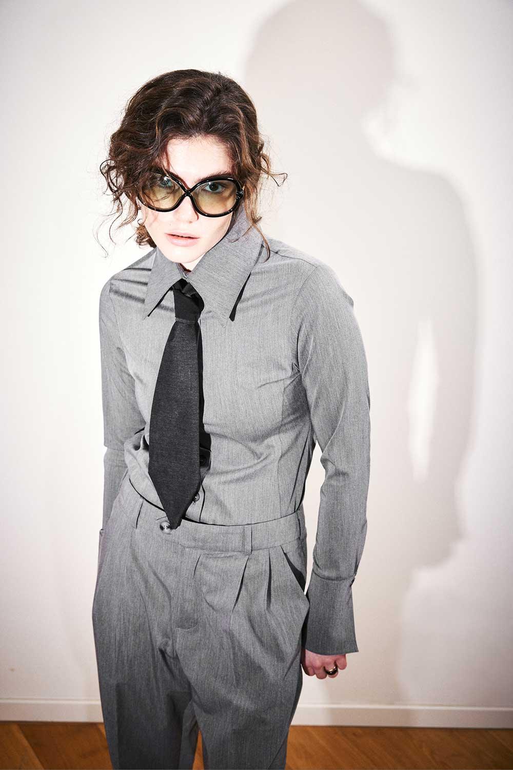 Agic-Gri Sivri Yaka Geniş Manşetli Gömlek-Gömlek-3-Milagron.com