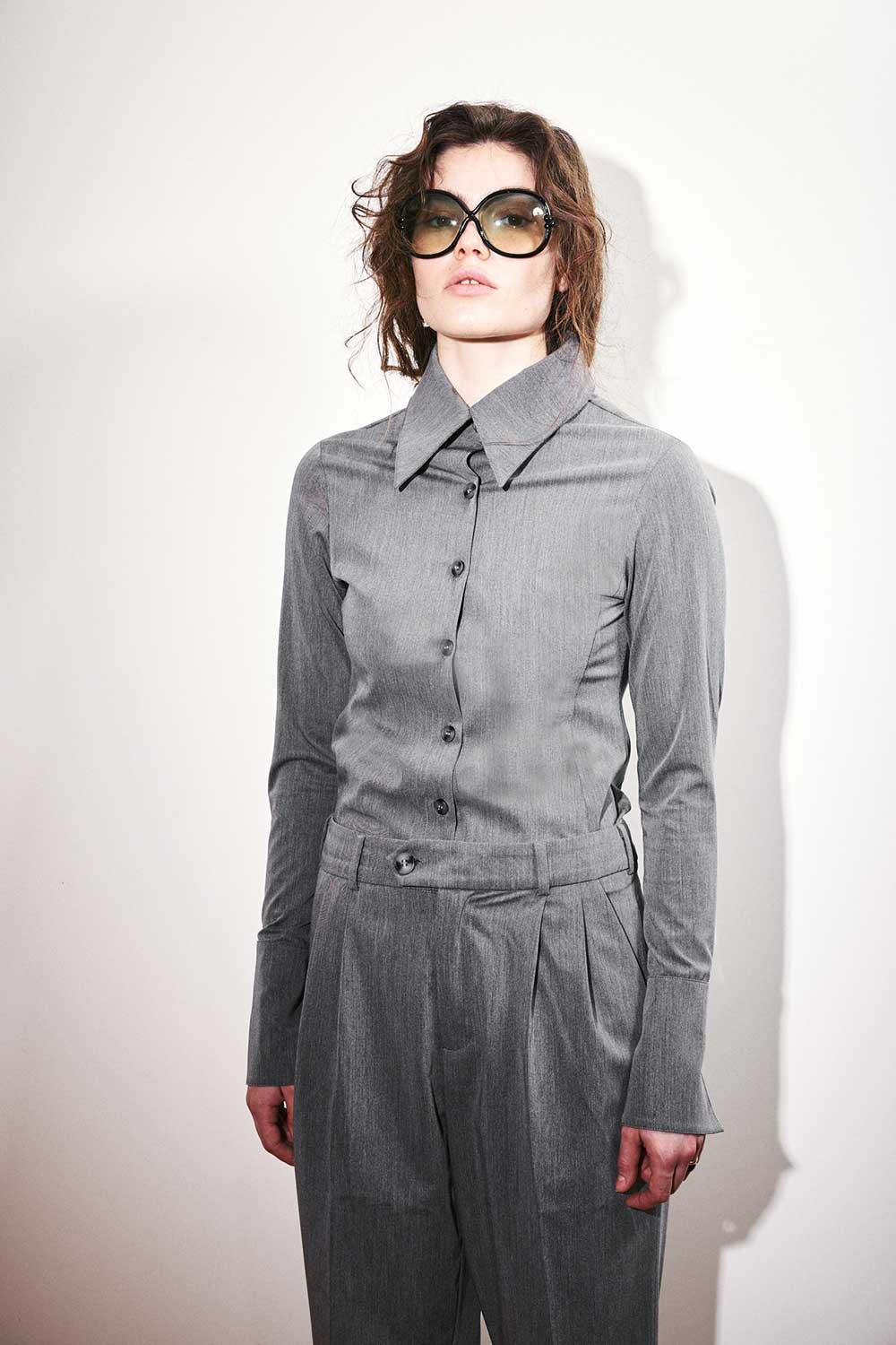 Agic-Gri Sivri Yaka Geniş Manşetli Gömlek-Gömlek-4-Milagron.com