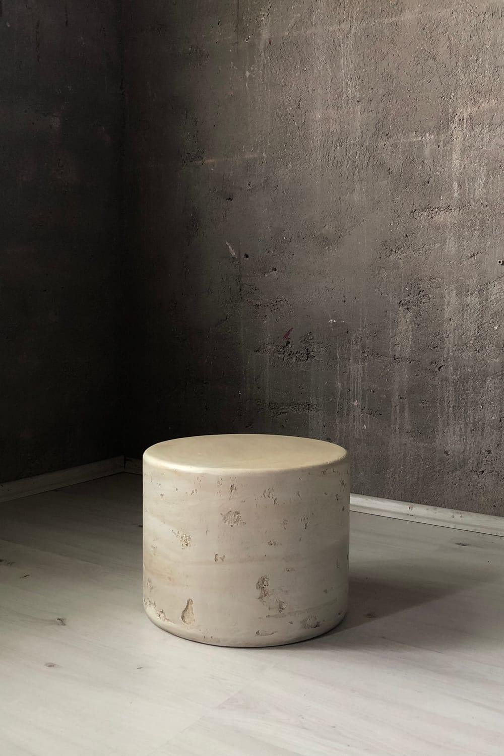 Alanco Design-Traverten Görünümlü Polyester Kısa Yan Sehpa-Sehpa-1-Milagron.com