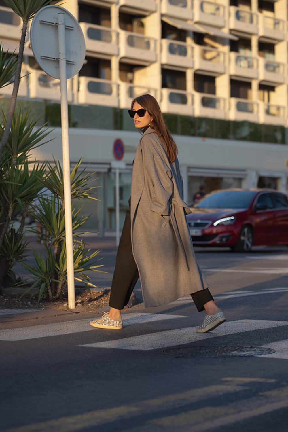 Amour Et Naturel-Uzun Oversize Kuşaklı Palto-Kaban-2-Milagron.com