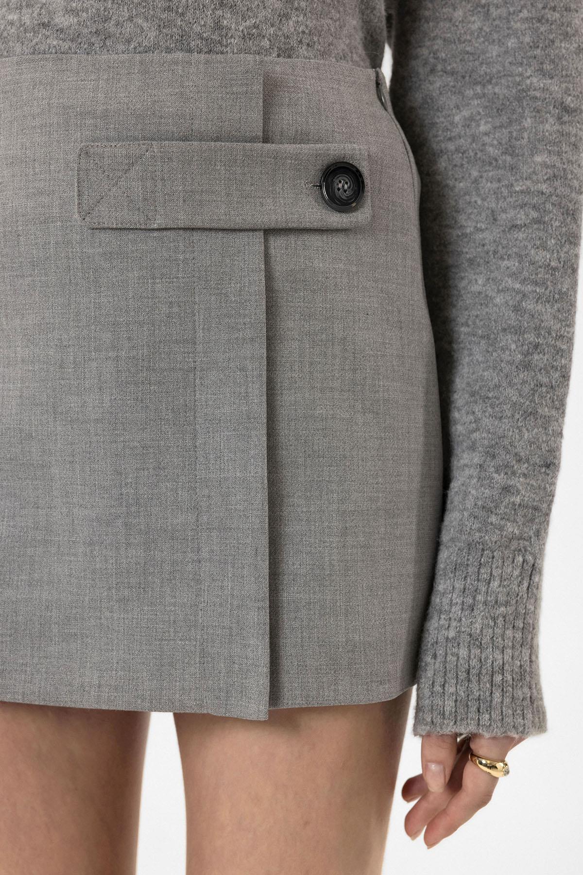 Antioch-Açık Gri Kadın Düğme Detaylı Mini Etek-Etek-6-Milagron.com