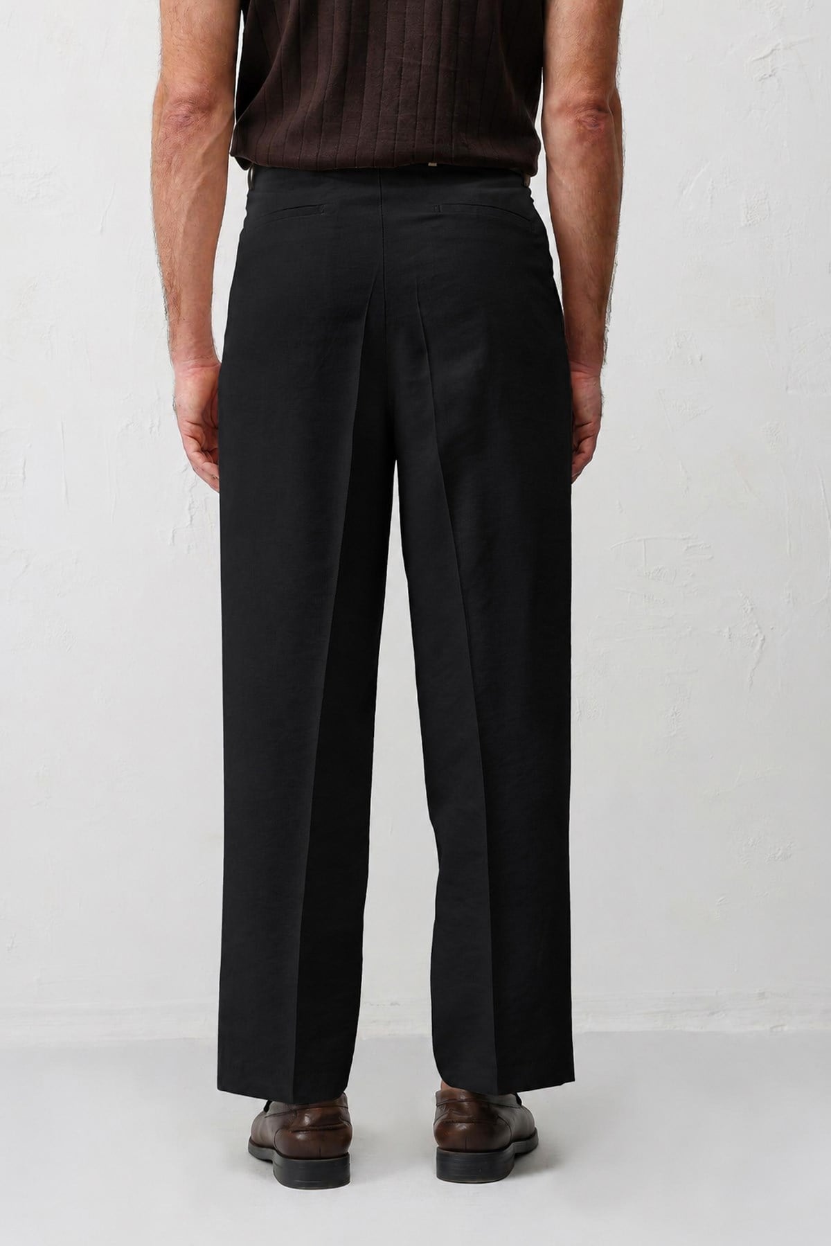 Antioch Siyah Pileli Relaxed Fit Erkek Pantolon