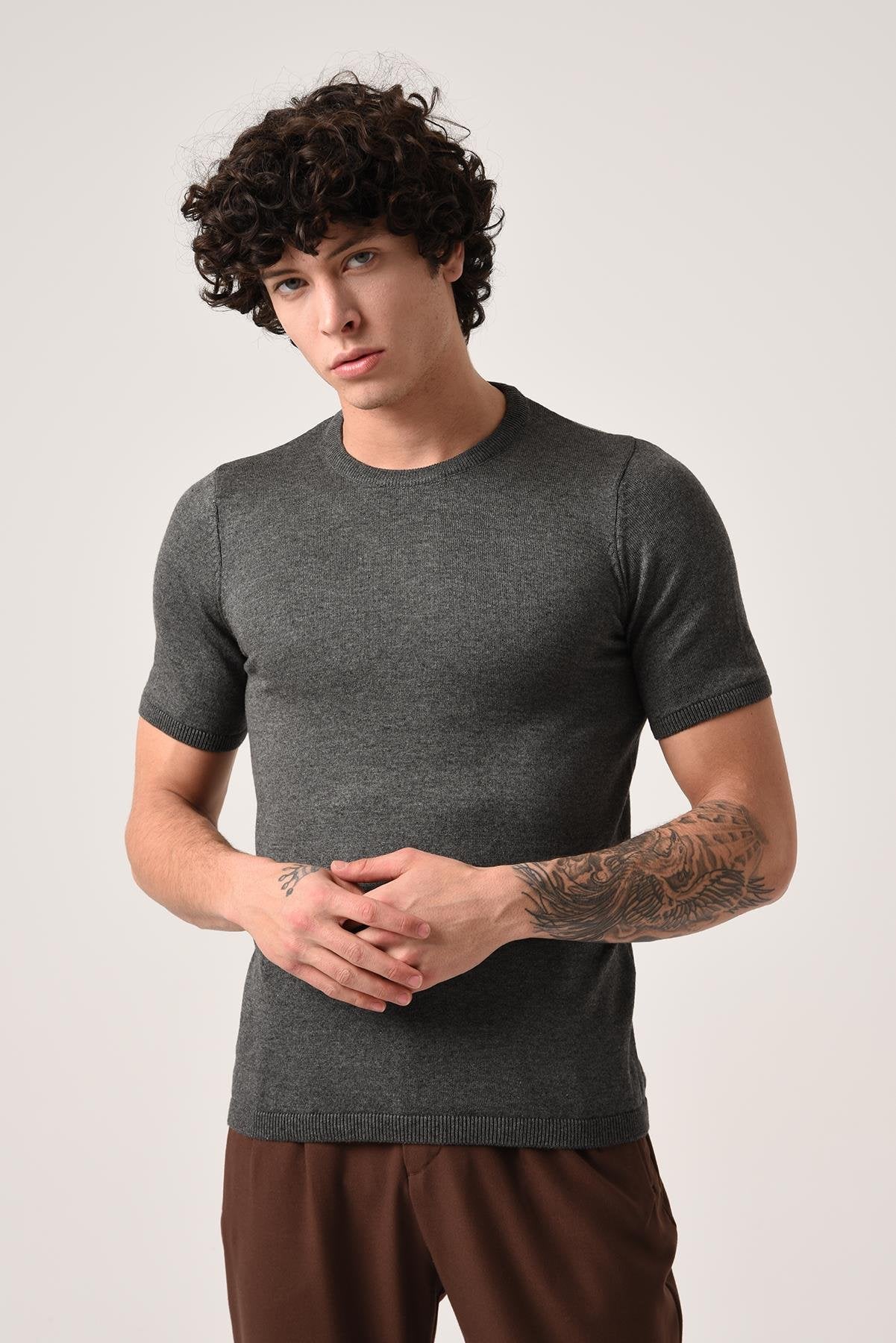 Antioch-Antrasit Bisiklet Yaka Triko T Shirt-T-Shirts-1-Milagron.com