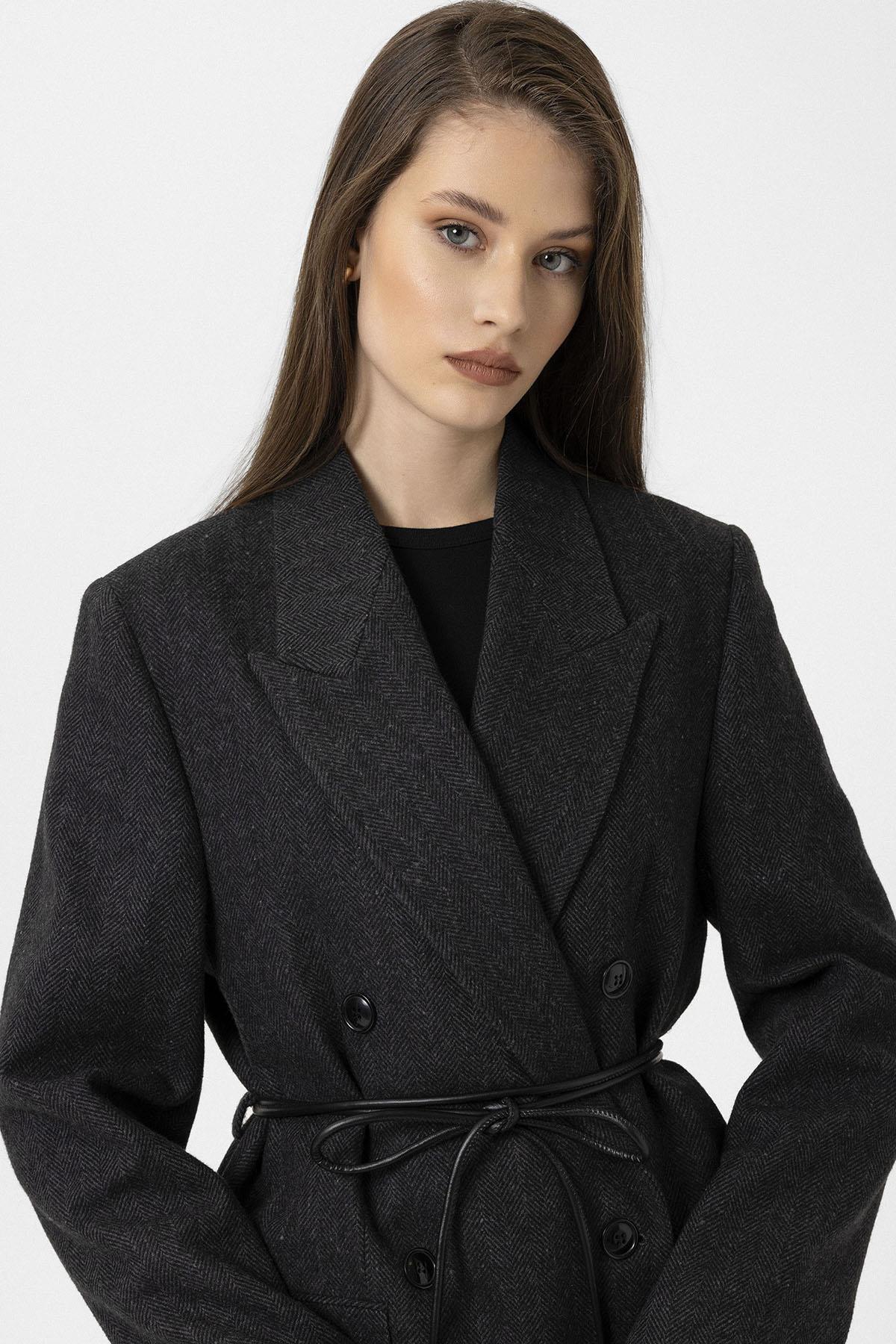 Antioch-Antrasit Kadın Balıksırtı Desenli Kruvaze Kaban-Kaban-5-Milagron.com