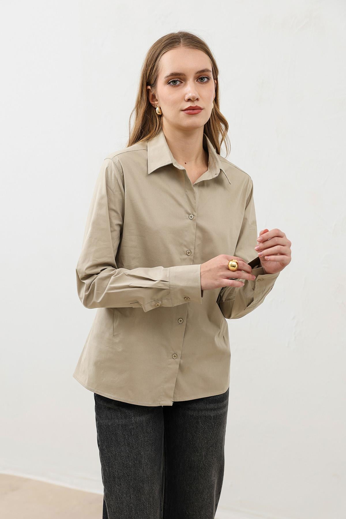 Antioch Bej Basic Slim Fit Kadın Gömlek