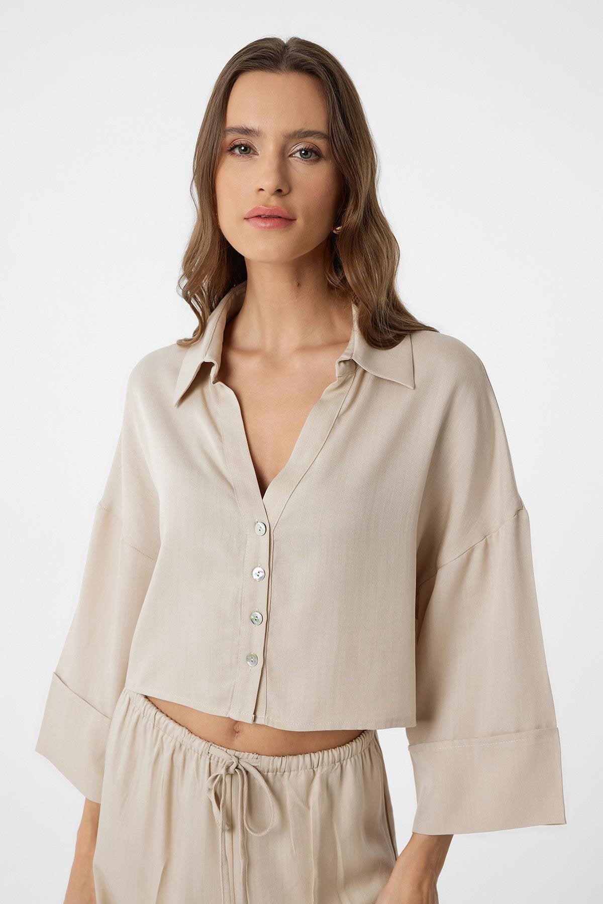 Antioch-Bej Crop Kadın Gömlek-Gömlek-1-Milagron.com