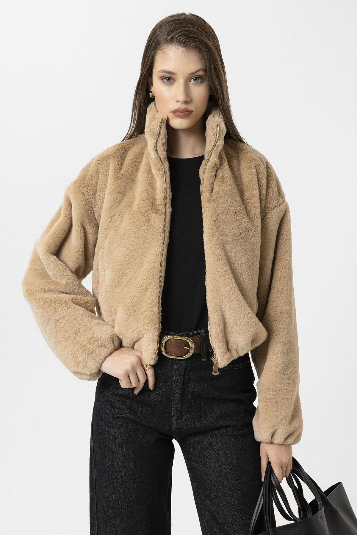 Antioch-Bej Kadın Bel Lastikli Suni Kürk Mont-Mont-1-Milagron.com