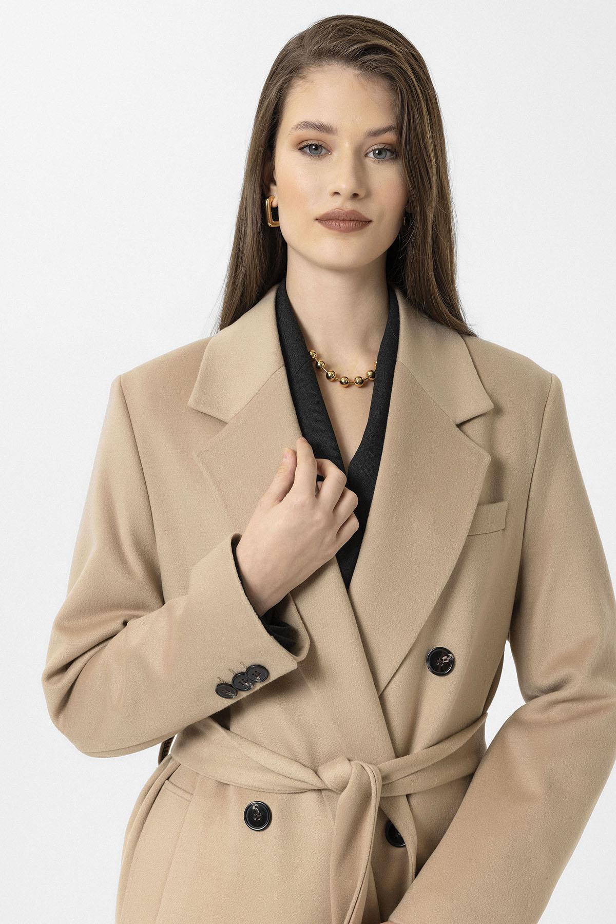 Antioch-Bej Kadın Kuşaklı Kruvaze Kaban-Kaban-3-Milagron.com