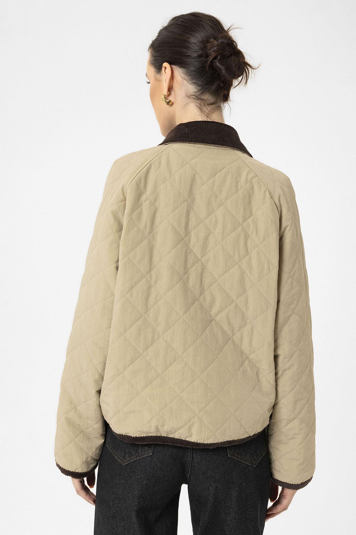 Antioch-Bej Kadın Polo Yaka Kapitone Mont-Mont-6-Milagron.com