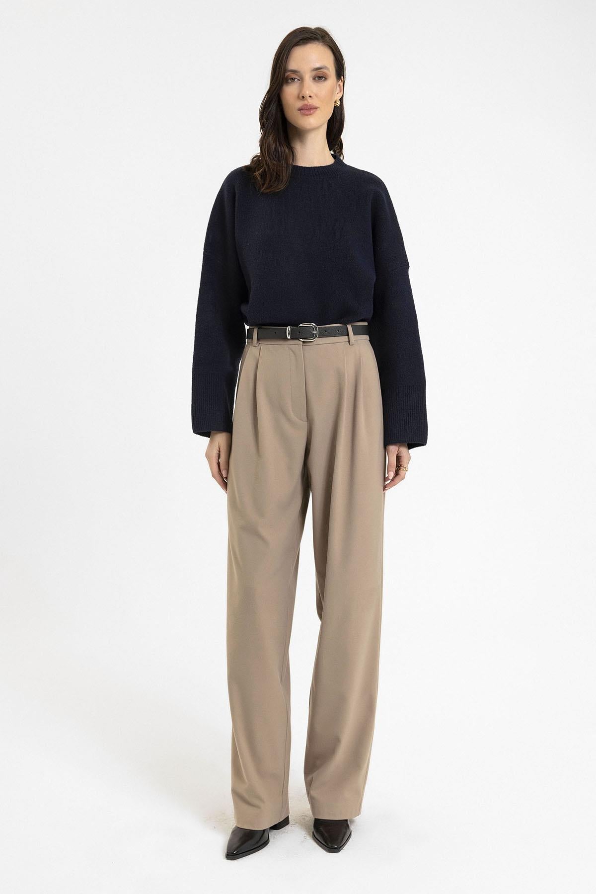 Antioch-Bej Kadın Yüksek Bel Pens Detaylı Straight Fit Pantolon-Kumaş Pantolon-4-Milagron.com