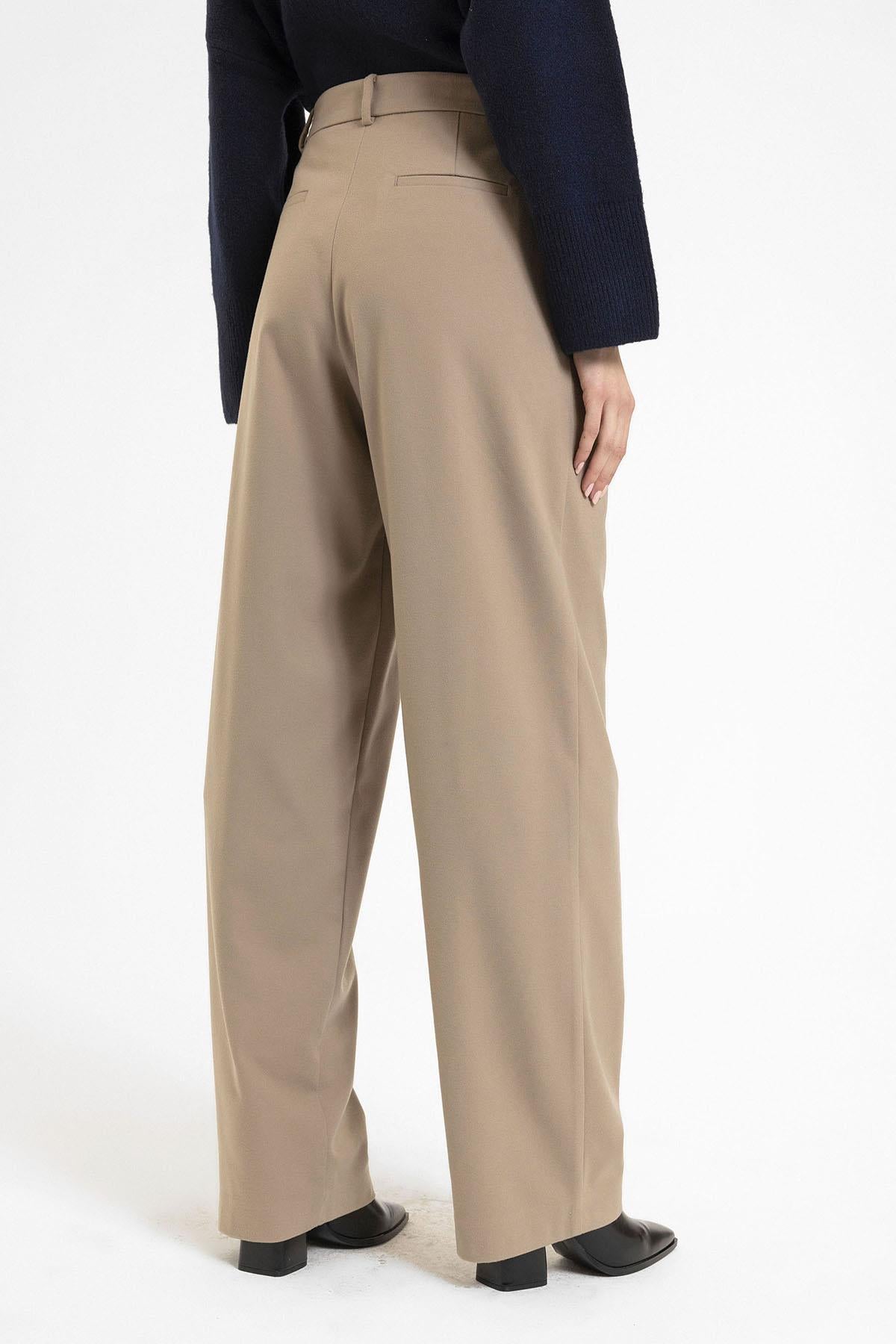 Antioch-Bej Kadın Yüksek Bel Pens Detaylı Straight Fit Pantolon-Kumaş Pantolon-7-Milagron.com