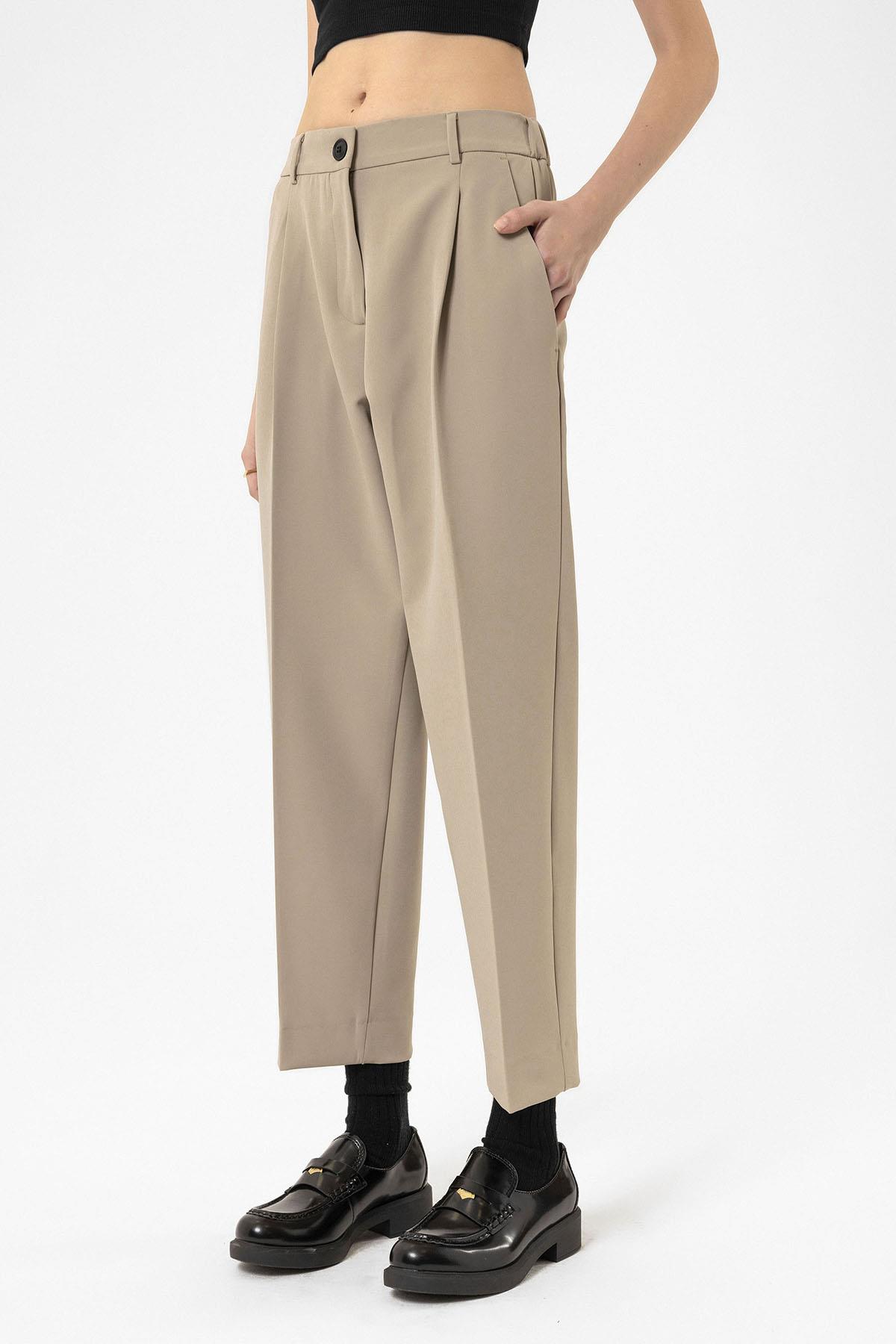 Antioch-Bej Kadın Yüksek Bel Straight Fit Kısa Pantolon-Kumaş Pantolon-4-Milagron.com