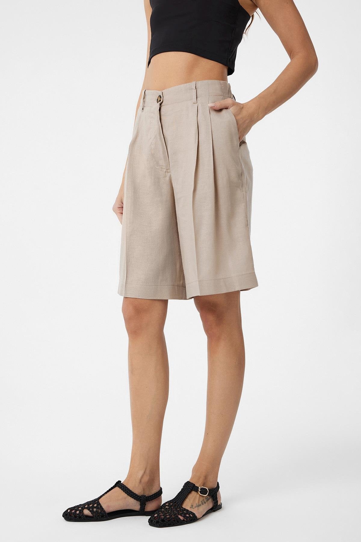 Antioch-Bej Keten Karışımlı Kadın Bermuda-Şort-1-Milagron.com
