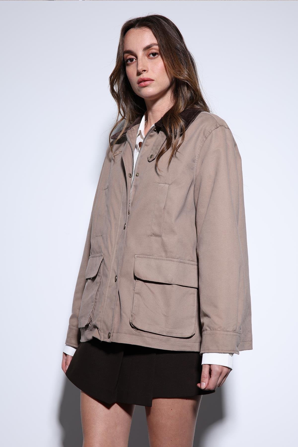 Antioch-Antioch Bej Kontrast Yaka Kadın Ceket-Ceket-4-Milagron.com