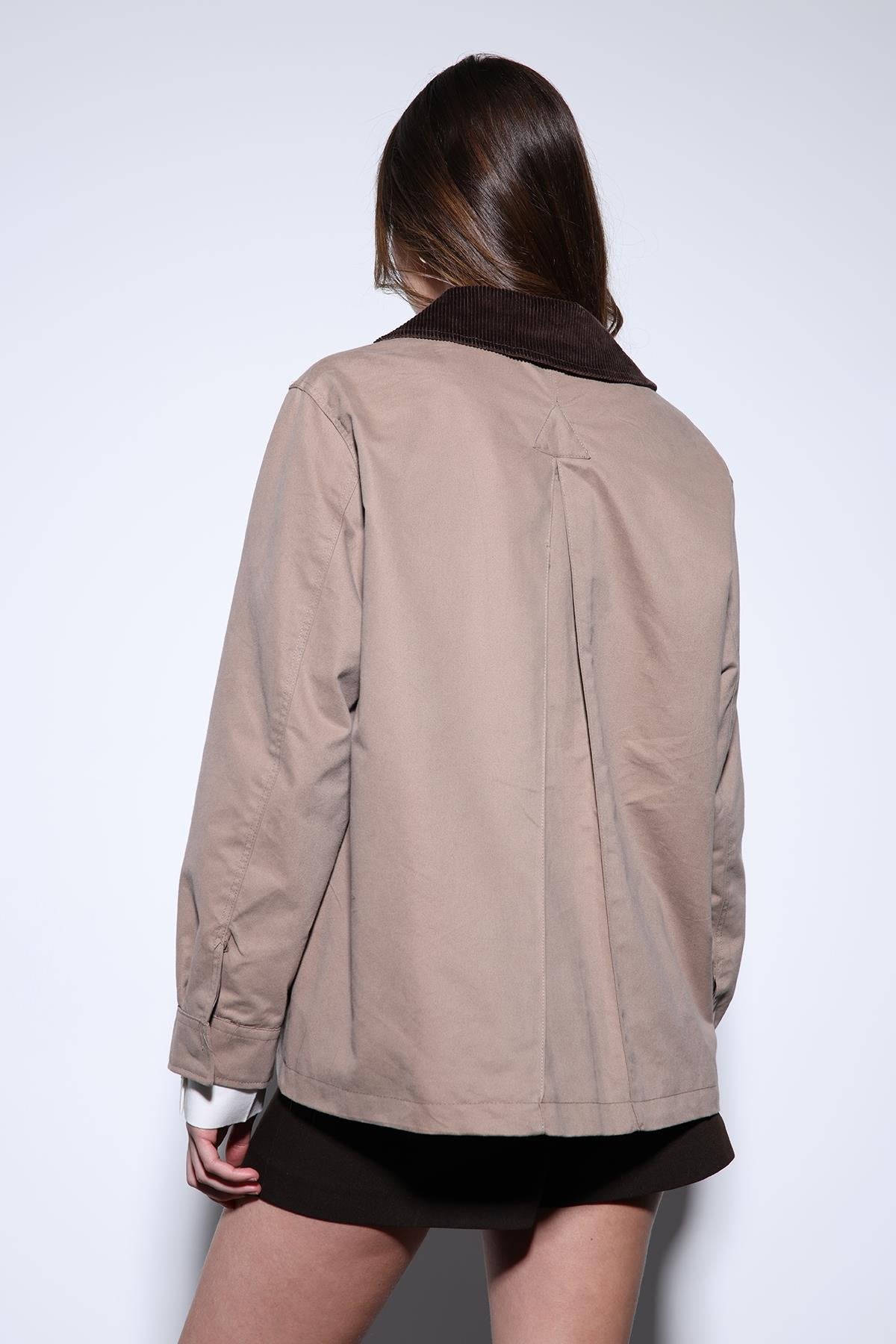 Antioch-Antioch Bej Kontrast Yaka Kadın Ceket-Ceket-6-Milagron.com