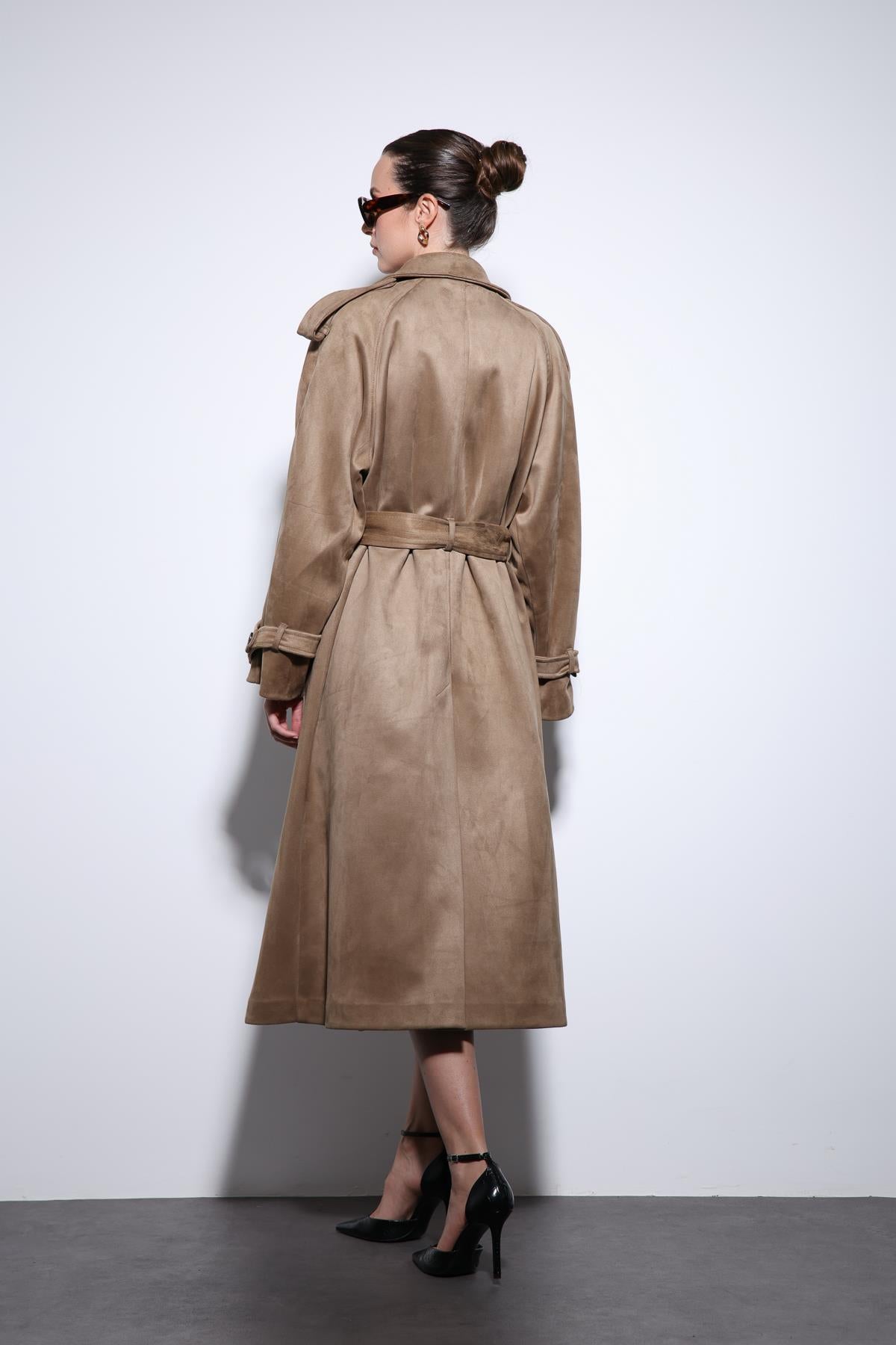 Antioch-Bej Kruvaze Süet Görünümlü Premium Kadın Trençkot-Trençkot-5-Milagron.com