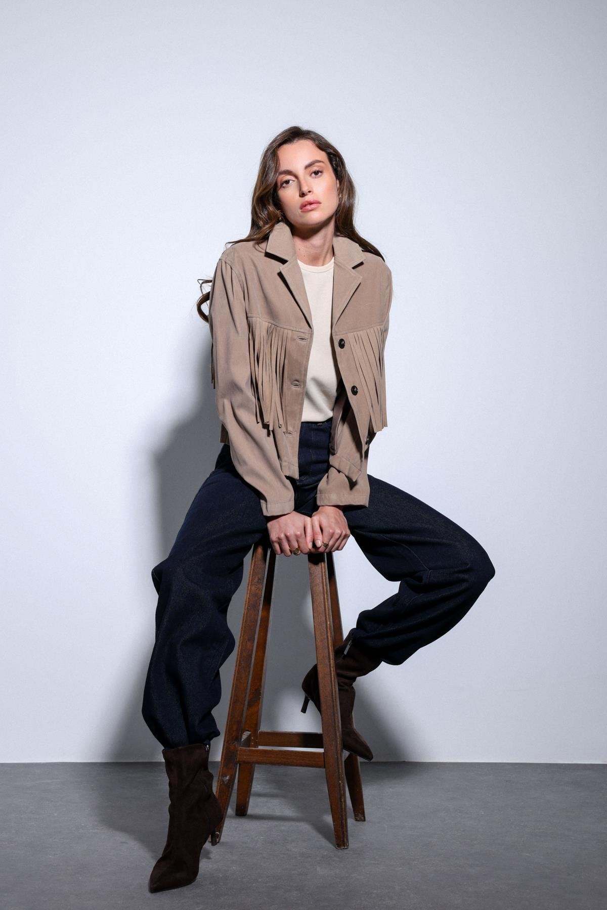 Antioch-Antioch Bej Püskül Detaylı Süet Kadın Ceket-Ceket-3-Milagron.com