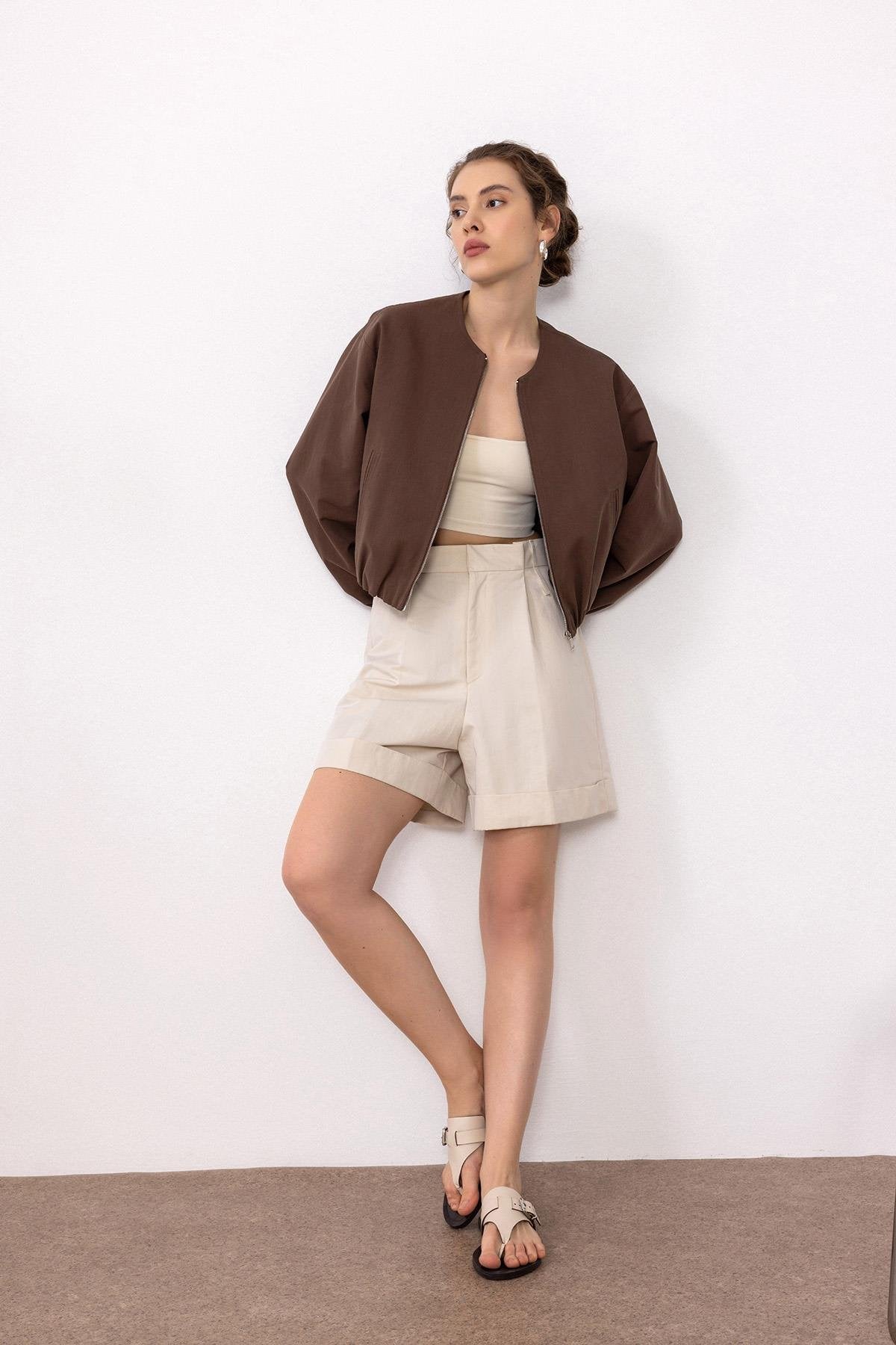 Antioch-Bej Yüksek Bel Pensli Kadın Bermuda Şort-Şort-1-Milagron.com