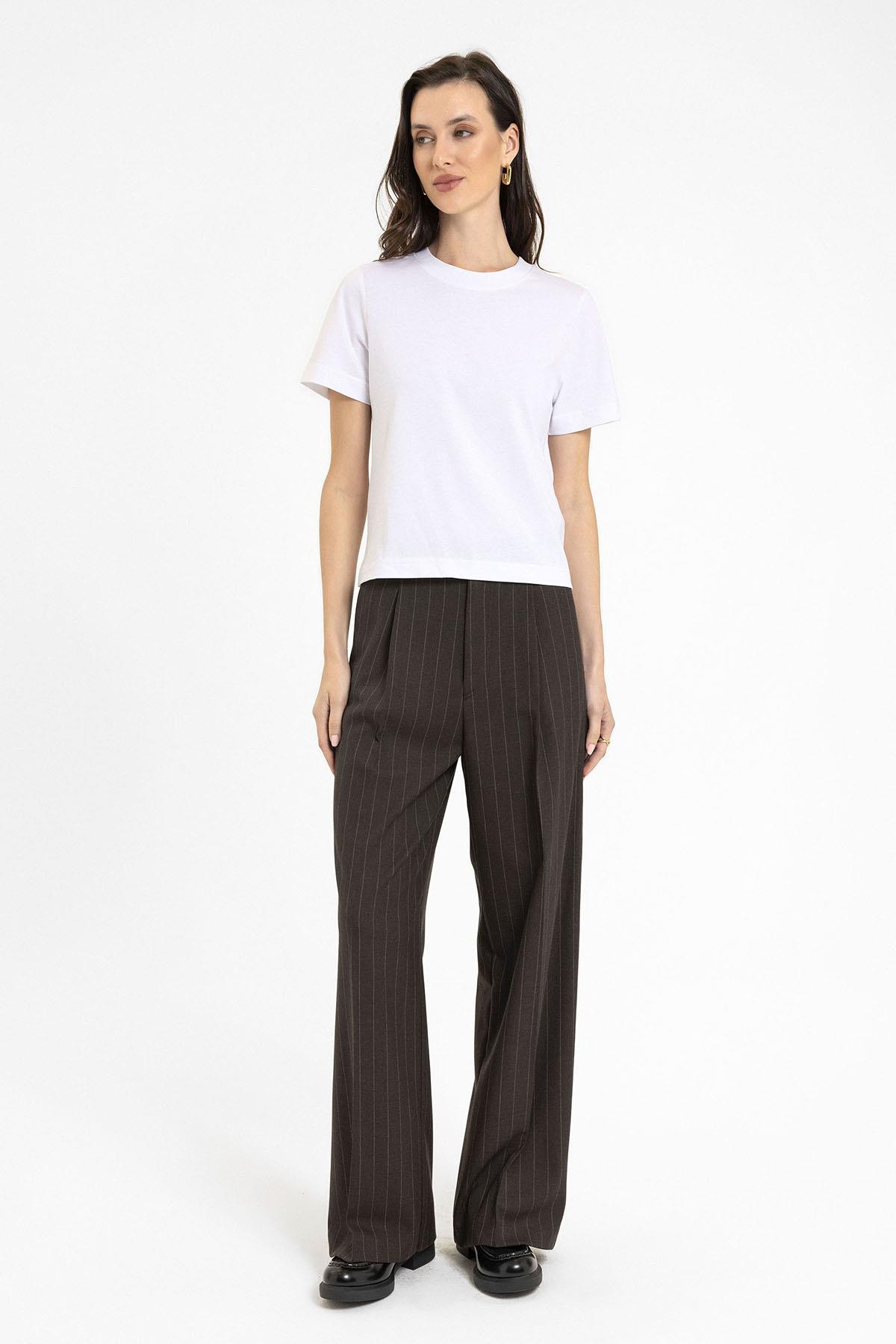 Antioch-Beyaz Kadın Bisiklet Yaka Basic T Shirt-T-Shirts-2-Milagron.com