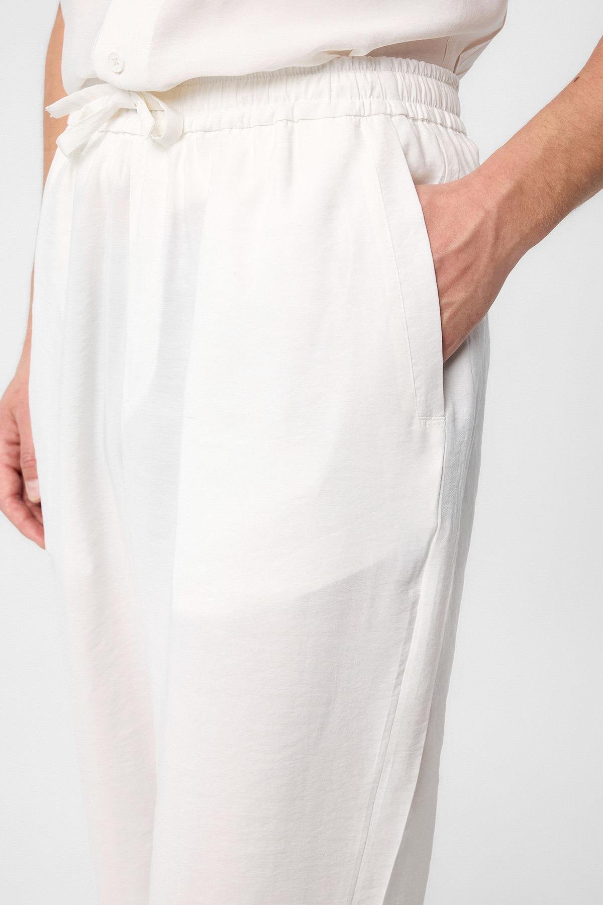 Antioch-Beyaz Relaxed Erkek Jogger Pantolon-Kumaş Pantolon-3-Milagron.com