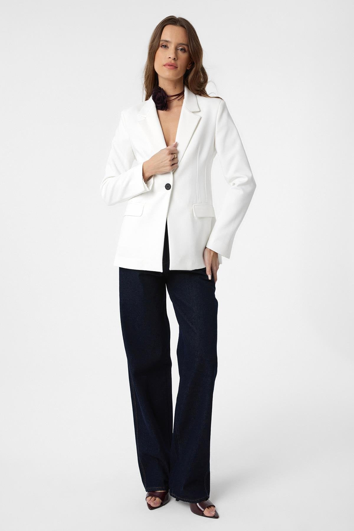 Antioch-Beyaz Vücuda Oturan Kadın Blazer Ceket-Blazer Ceket-2-Milagron.com