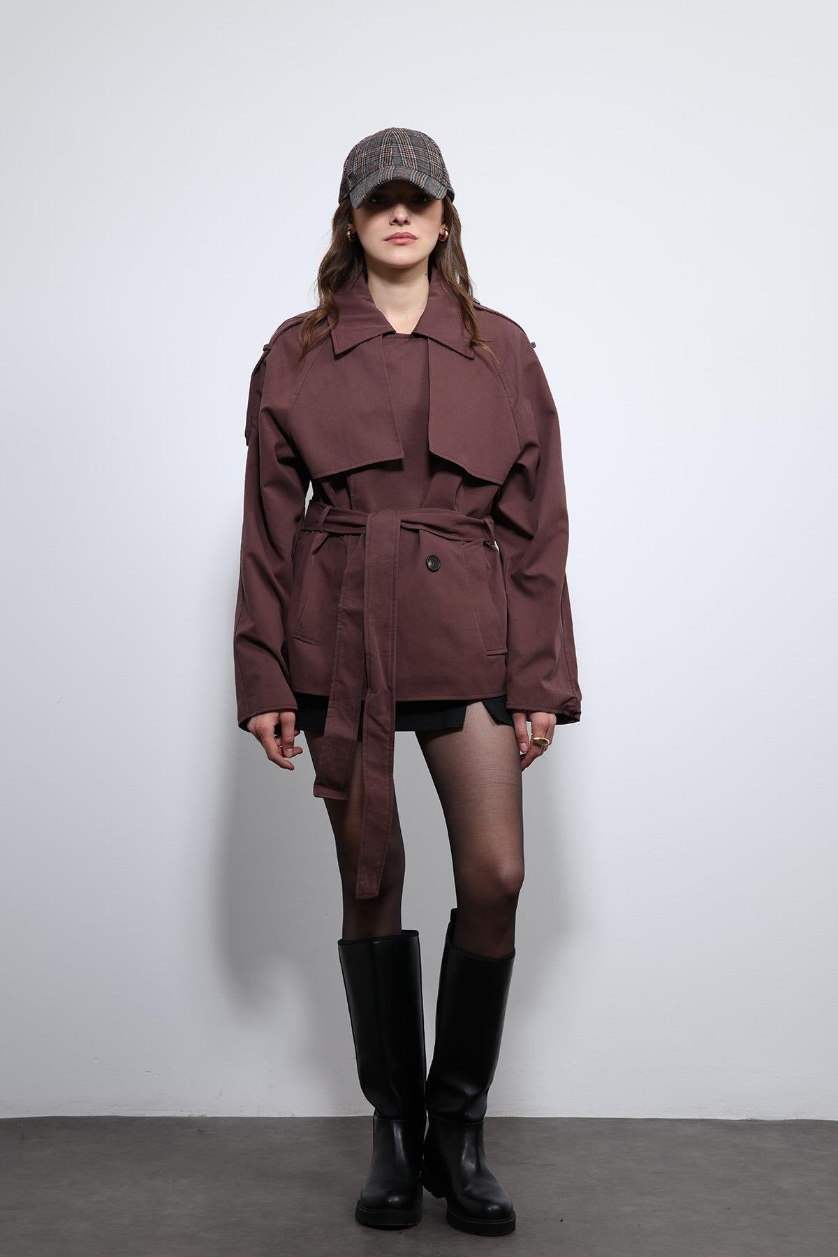Antioch-Bordo Kemerli Kısa Trençkot-Trençkot-1-Milagron.com