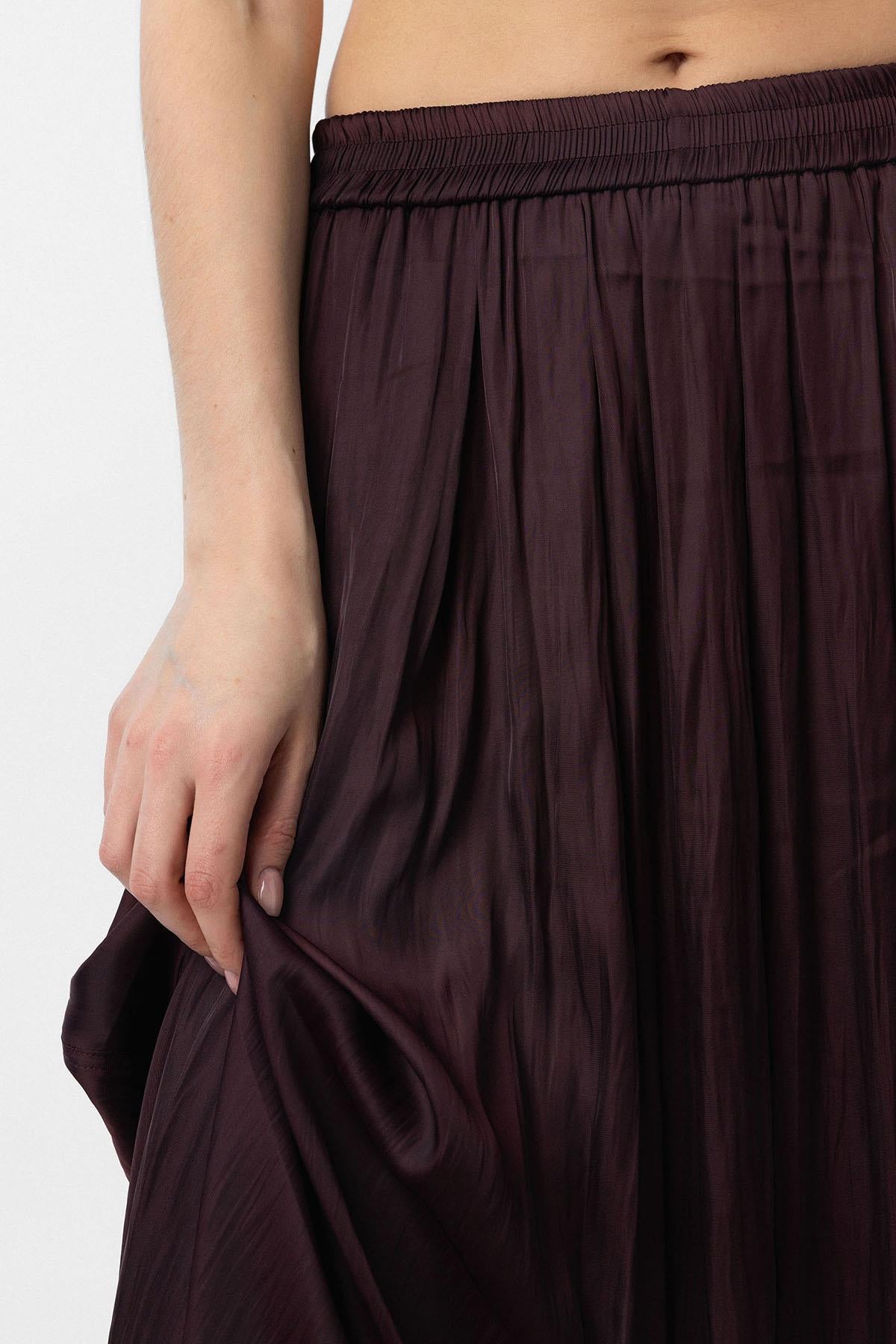 Antioch-Bordo Uzun Dökümlü Pilili Kadın Etek-Etek-3-Milagron.com