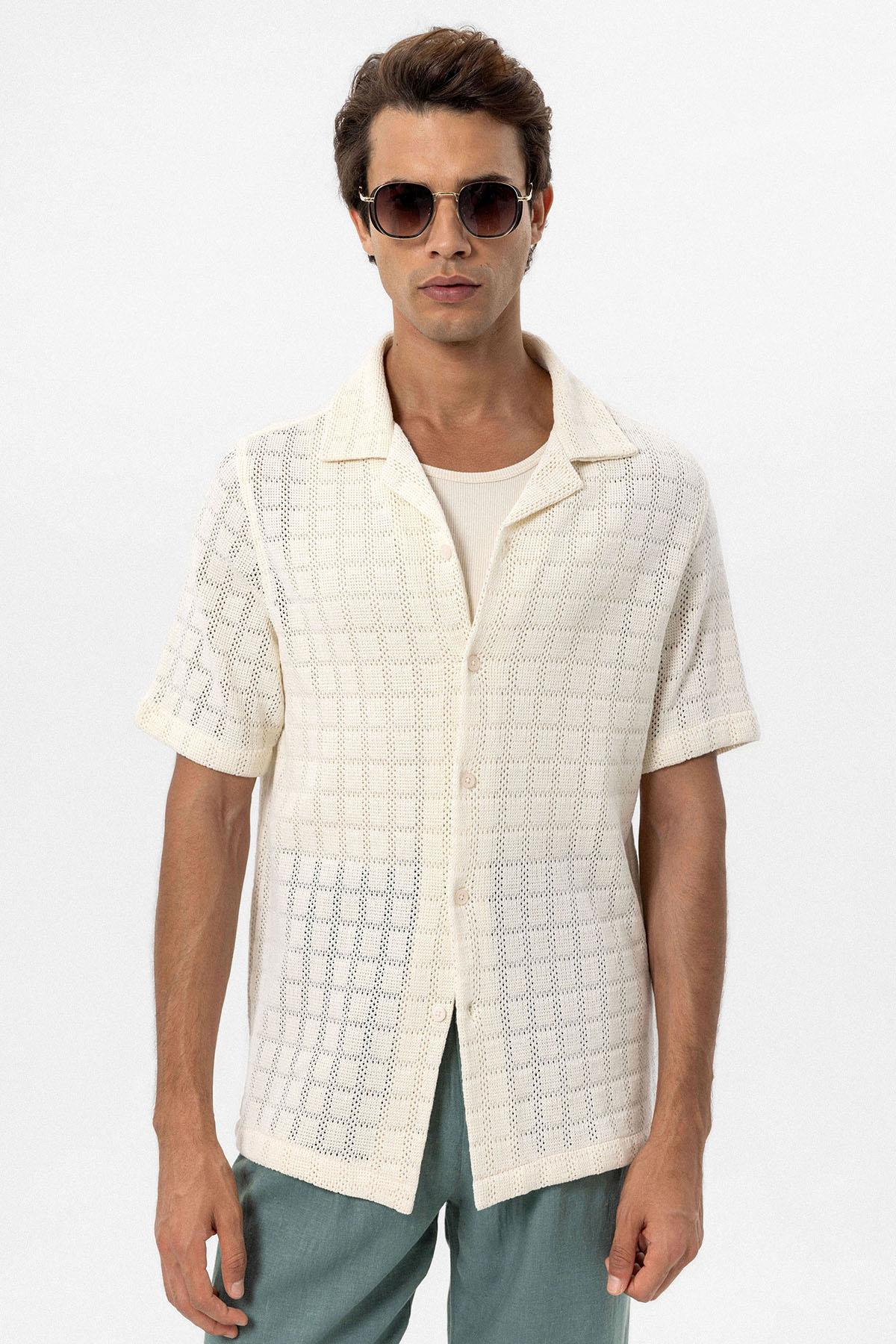 Antioch-Ekru Apaş Yaka Kare örme Erkek Gömlek-Gömlek-2-Milagron.com