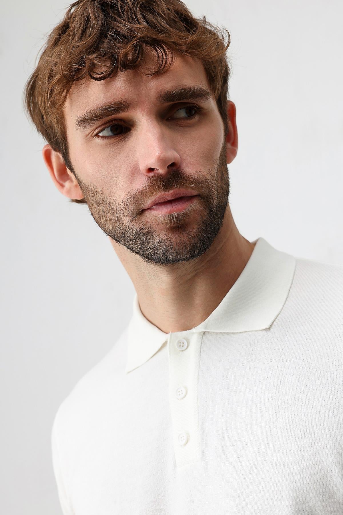 Antioch Ekru Comfort Slim Polo Yaka Erkek Triko T-Shirt
