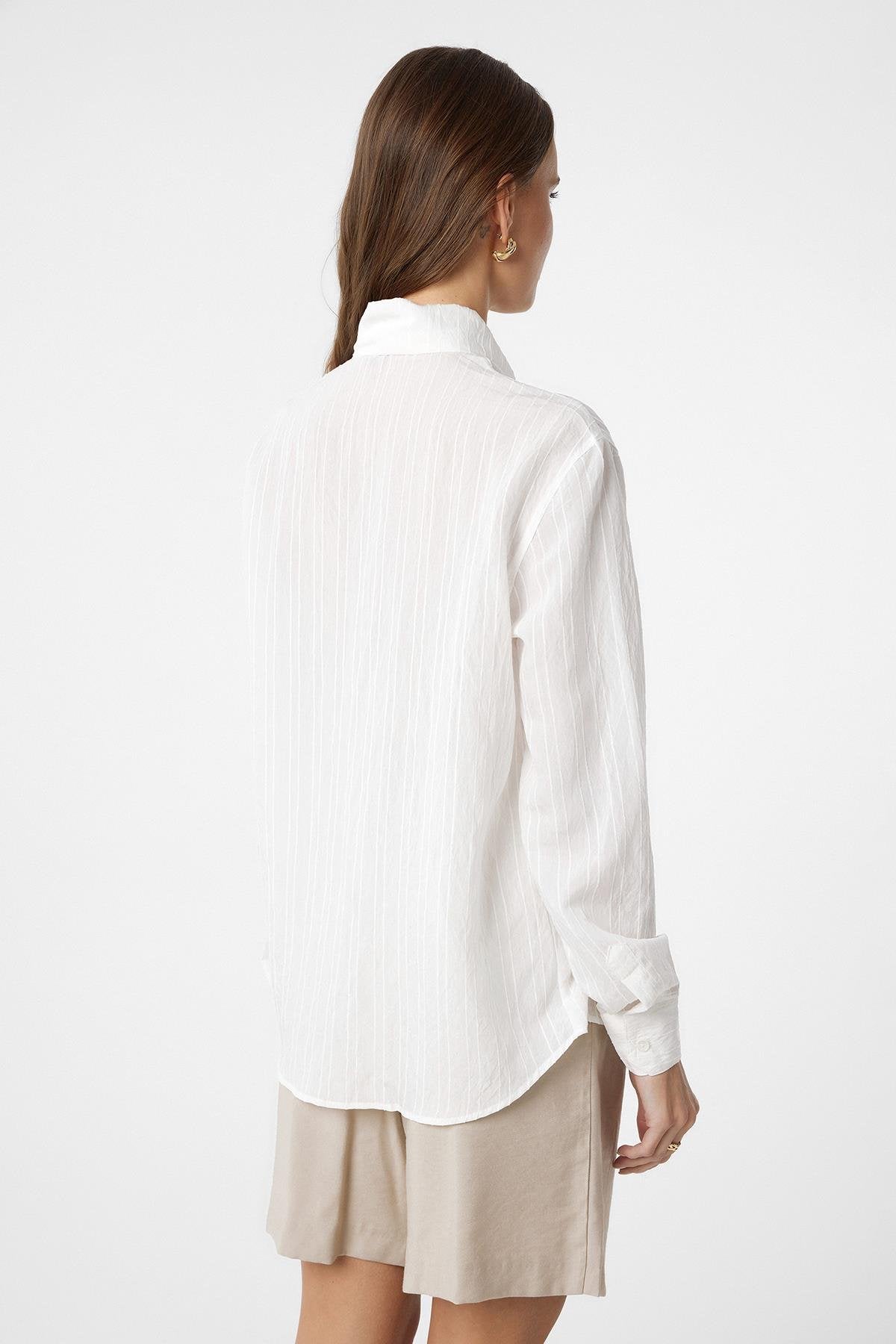 Antioch-Ekru Yakası Fularlı Kadın Gömlek-Gömlek-4-Milagron.com