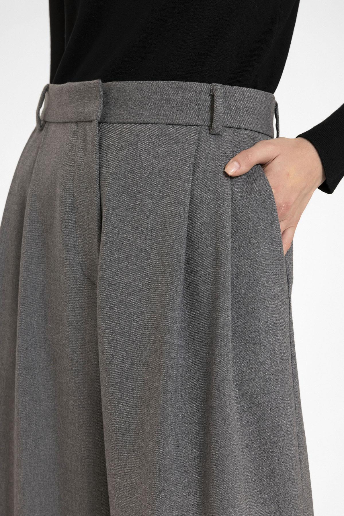 Antioch-Gri Kadın Yüksek Bel Pens Detaylı Straight Fit Pantolon-Kumaş Pantolon-5-Milagron.com