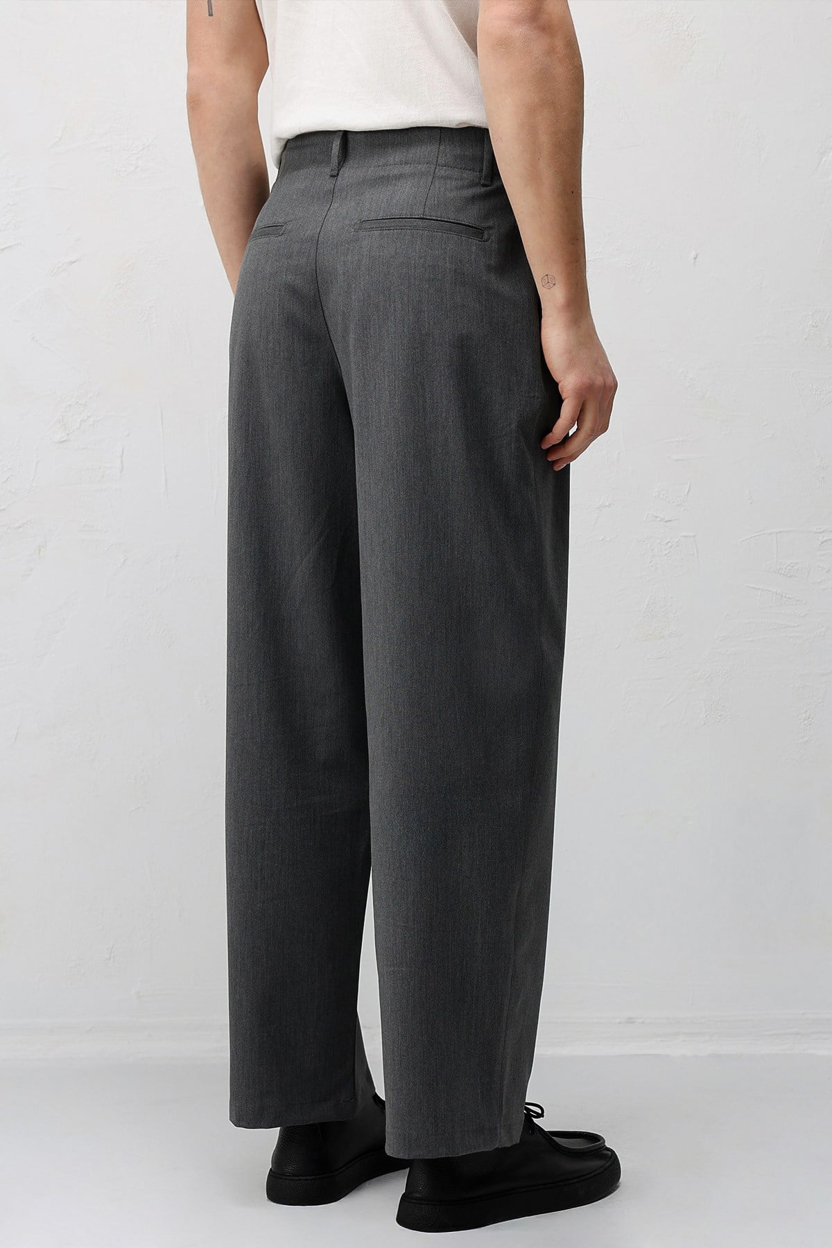 Antioch Gri Relaxed Fit Erkek Pantolon