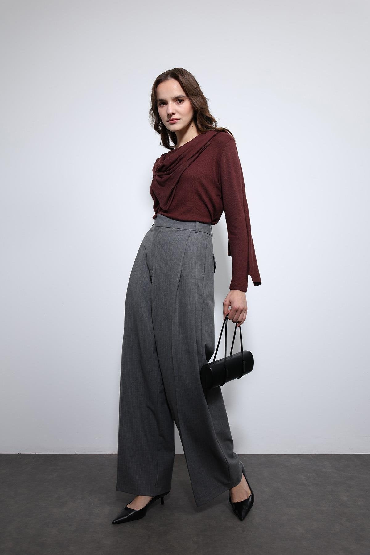 Antioch-Gri çizgili Geniş Paça Pantolon-Kumaş Pantolon-2-Milagron.com