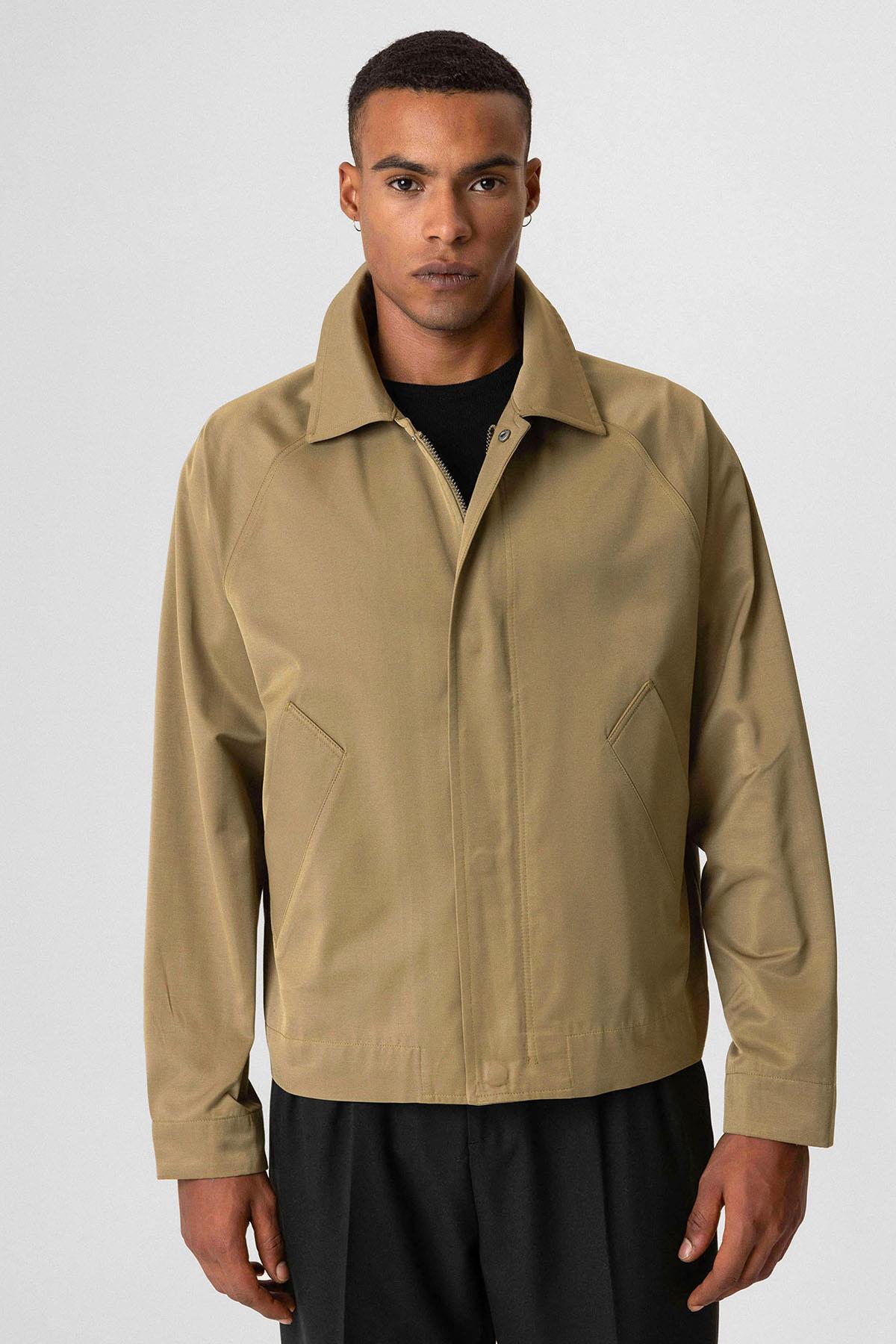 Antioch-Haki Crop Fit Baharlık Erkek Mont-Mont-2-Milagron.com