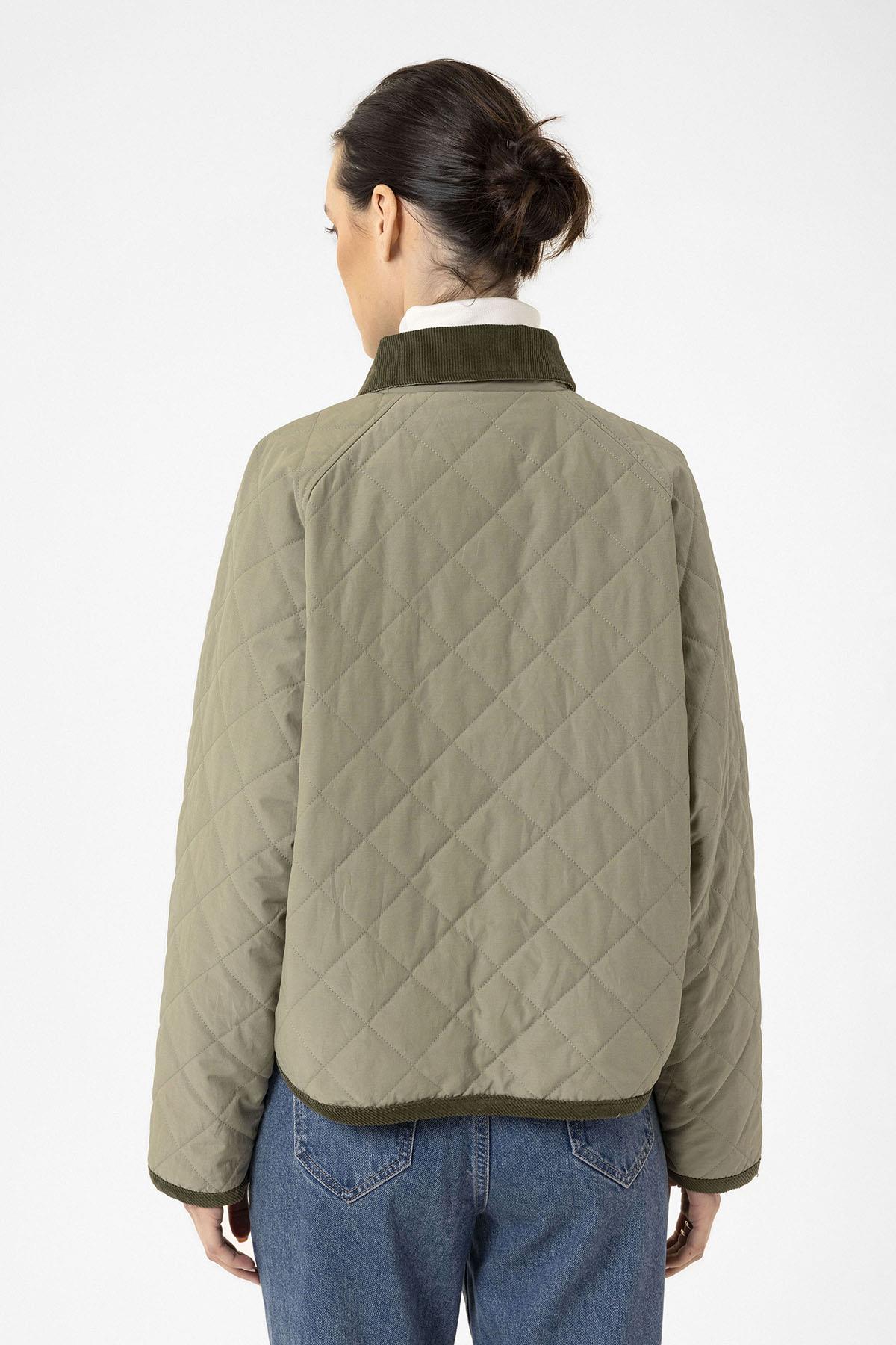 Antioch-Haki Kadın Polo Yaka Kapitone Mont-Mont-8-Milagron.com