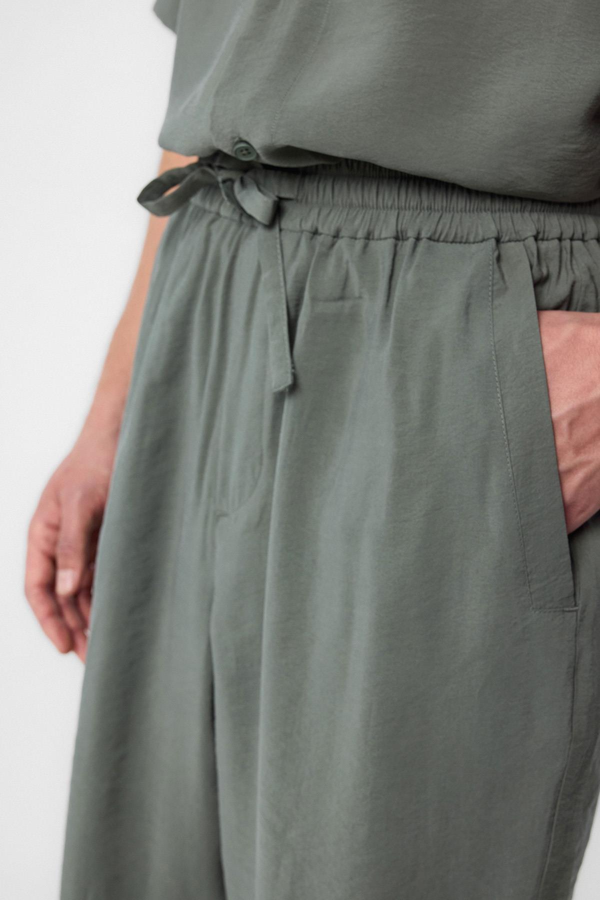 Antioch-Haki Relaxed Erkek Jogger Pantolon-Kumaş Pantolon-3-Milagron.com